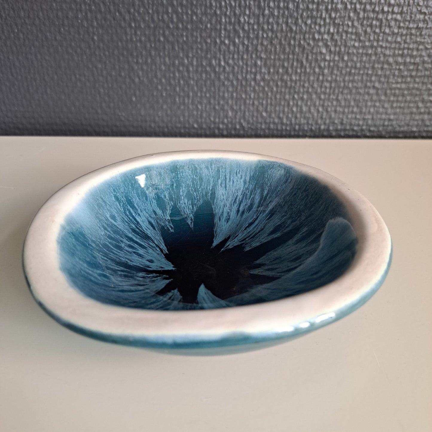 Kupittaan savi, kulho, sini-turkoosi