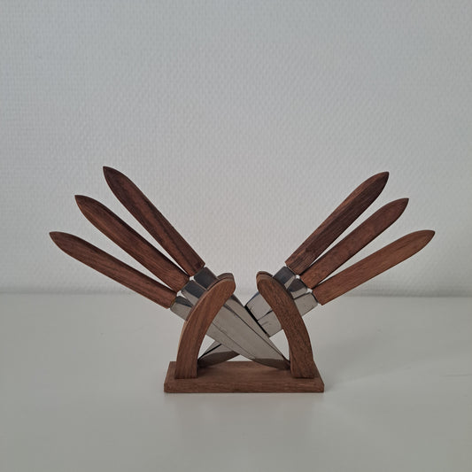 Teak, hedelmäveitset