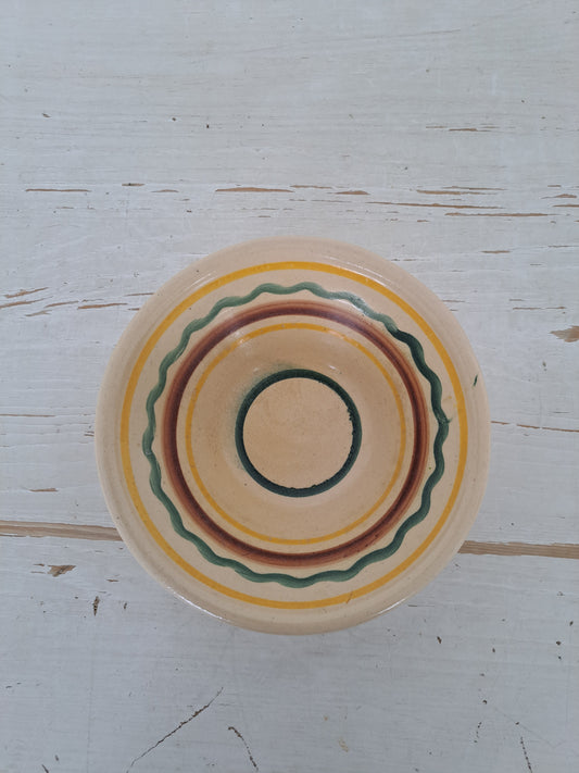 Kupittaan savi, "viilikulho", raidallinen