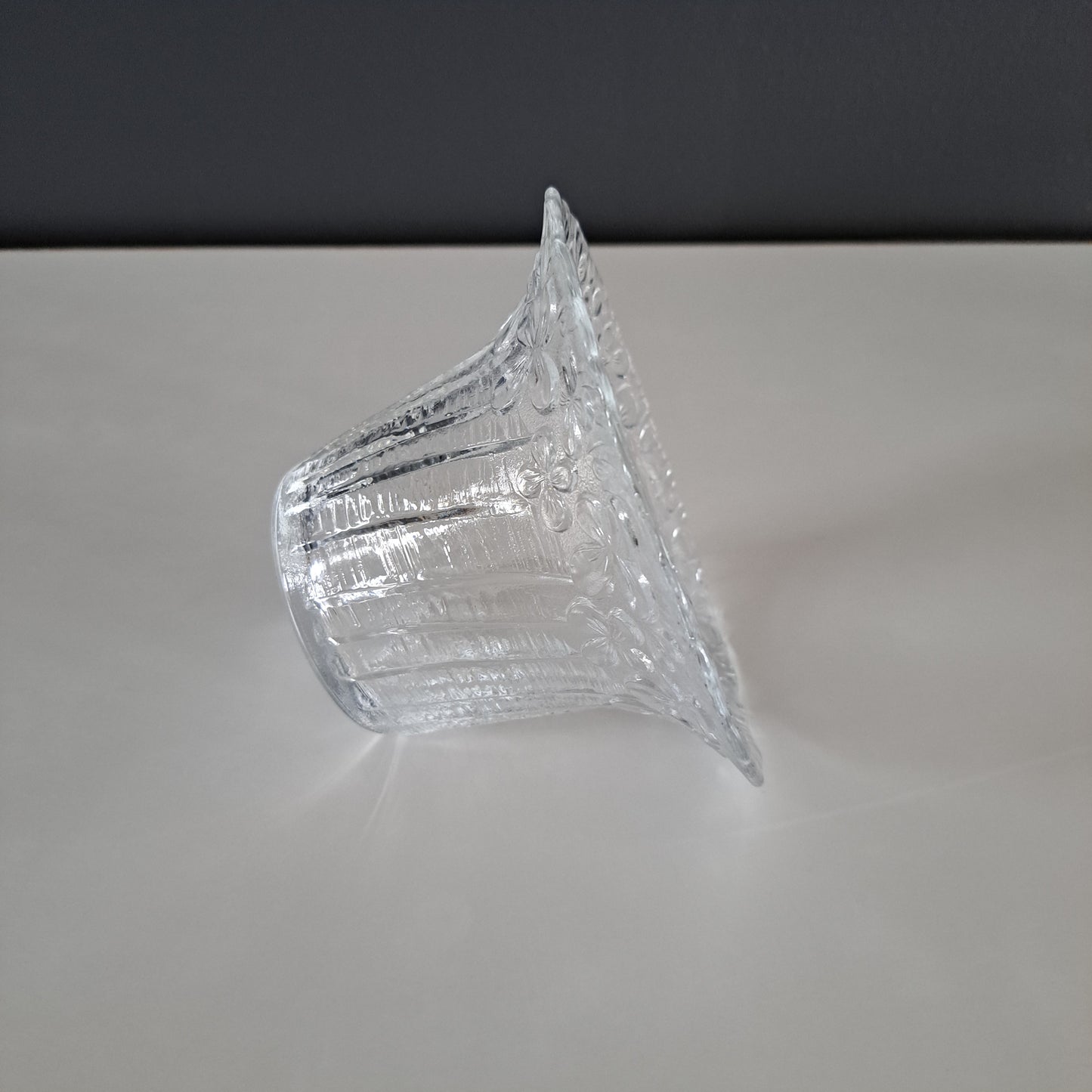 Riihimäen lasi, Orvokki maljakko 8cm