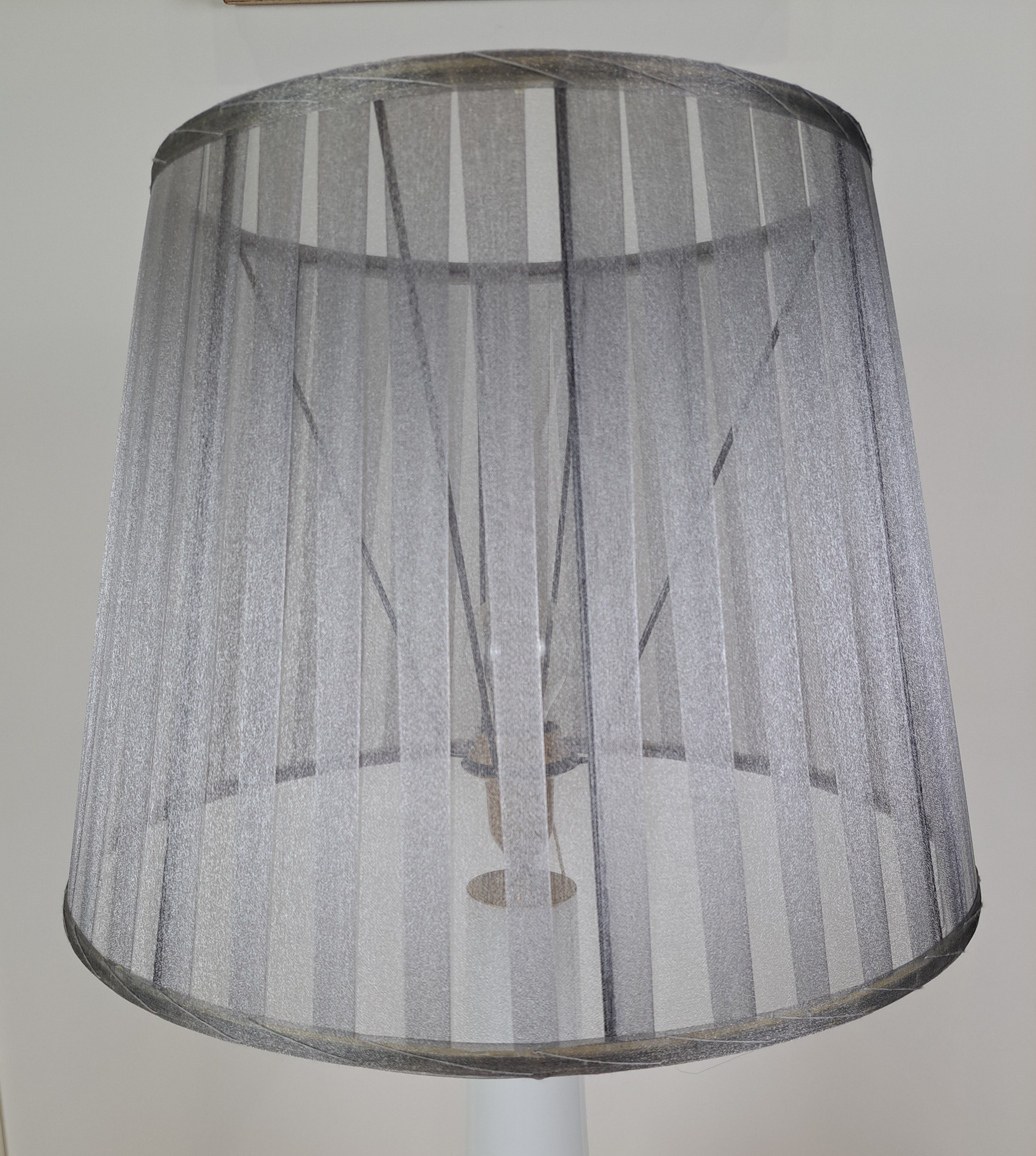 Itsu, pöytävalaisin