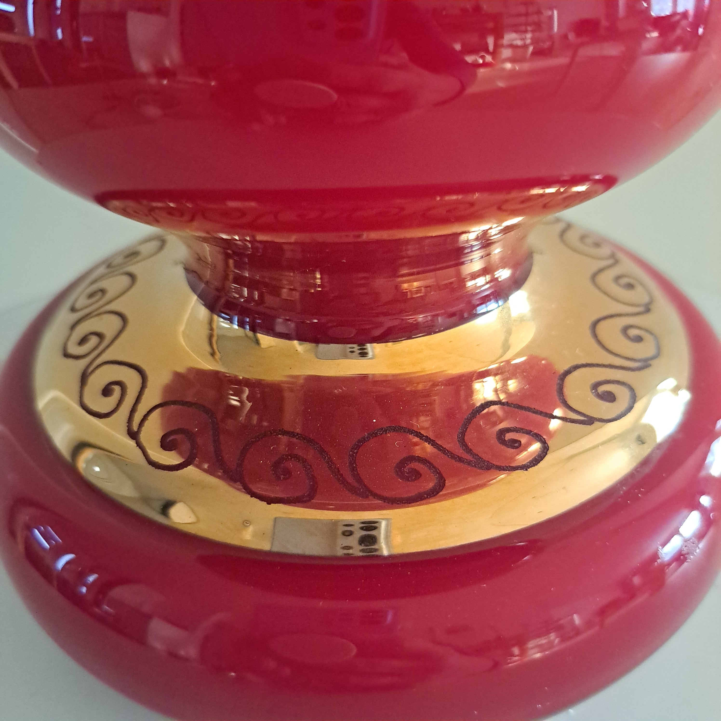 Öljylamppu, pöytävalaisin, sähköistetty