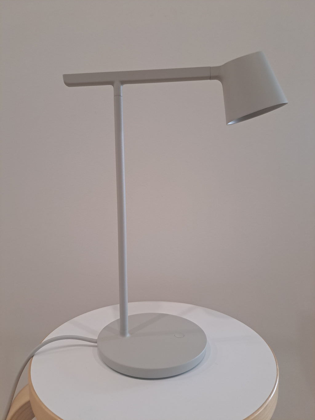 Muuto, TIP, pöytävalaisin