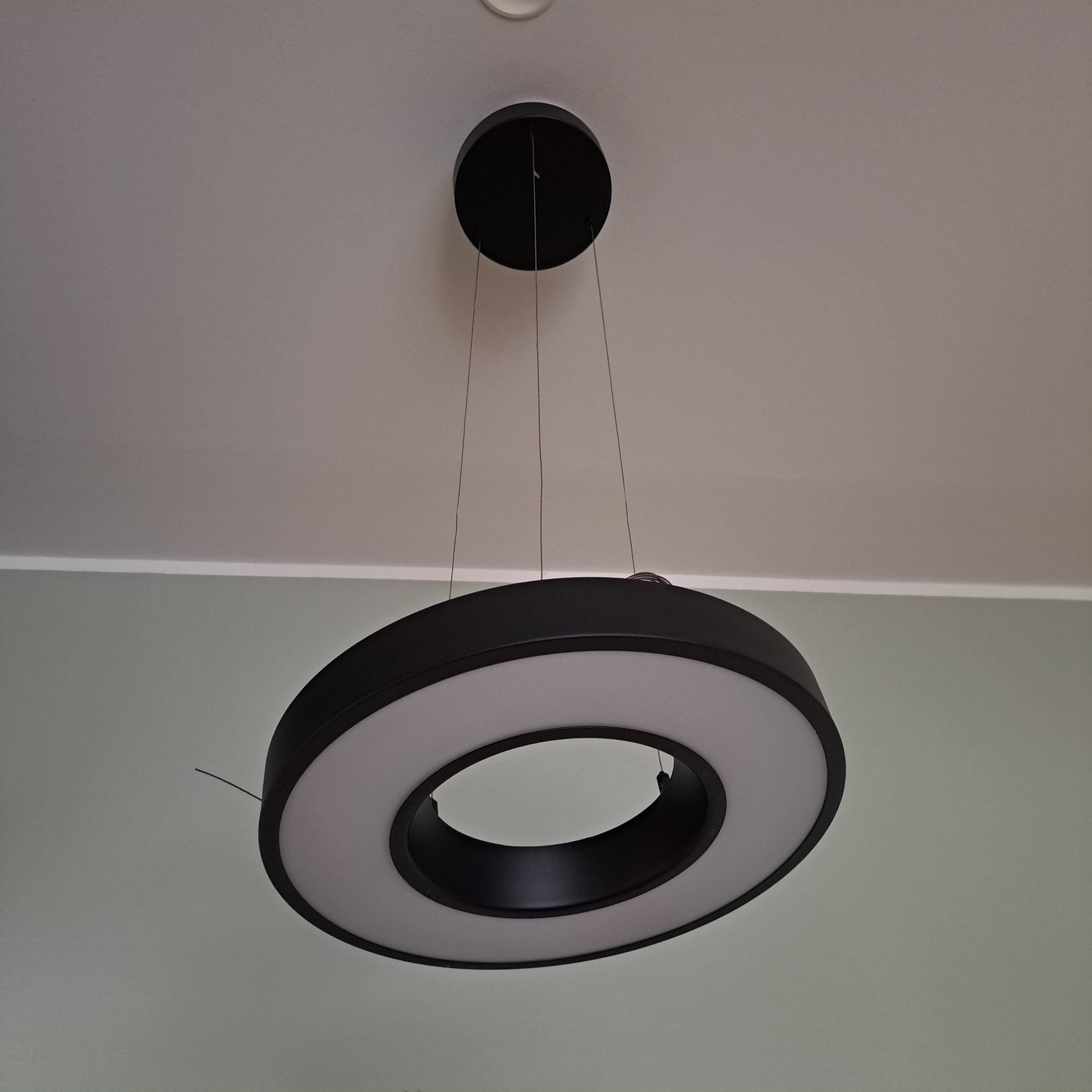 Circle pedant, riippuvalaisin, led