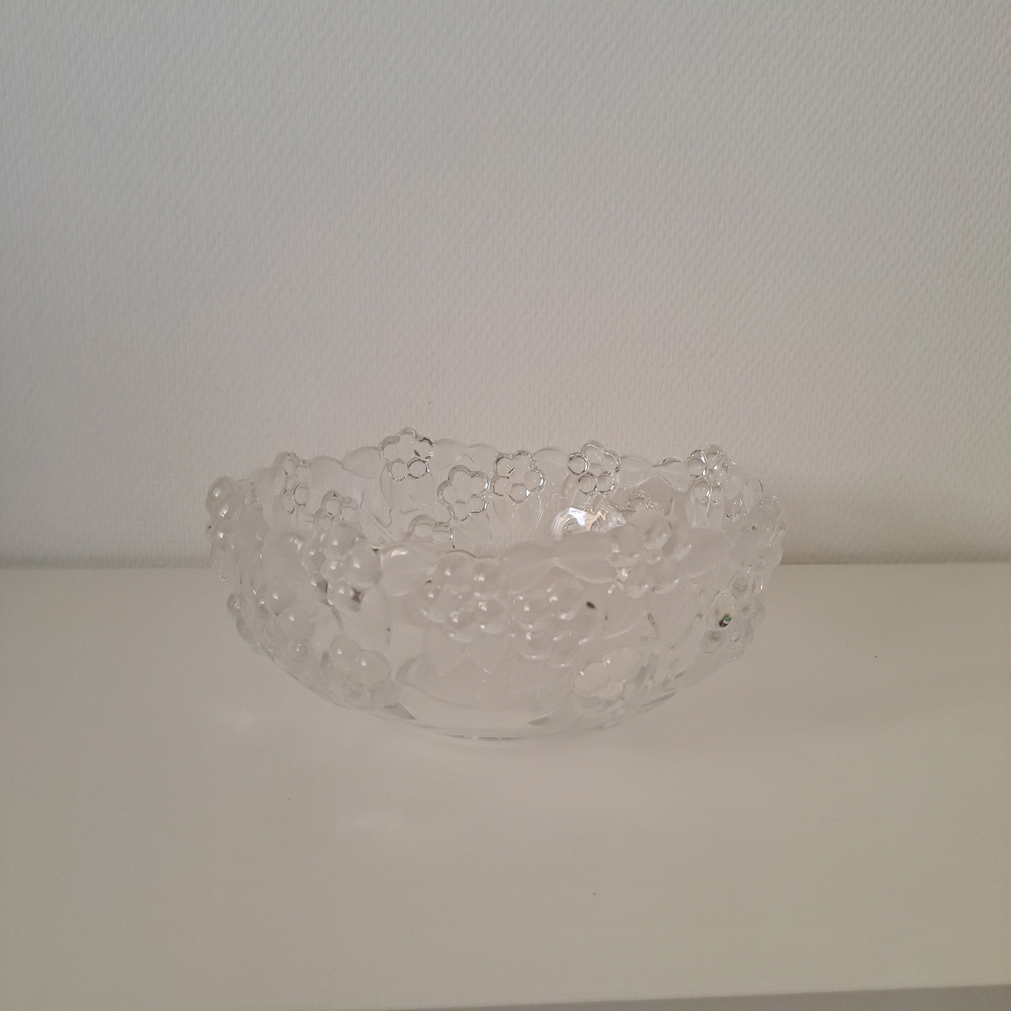Mikasa Walther Glass, Carmen kulho, L