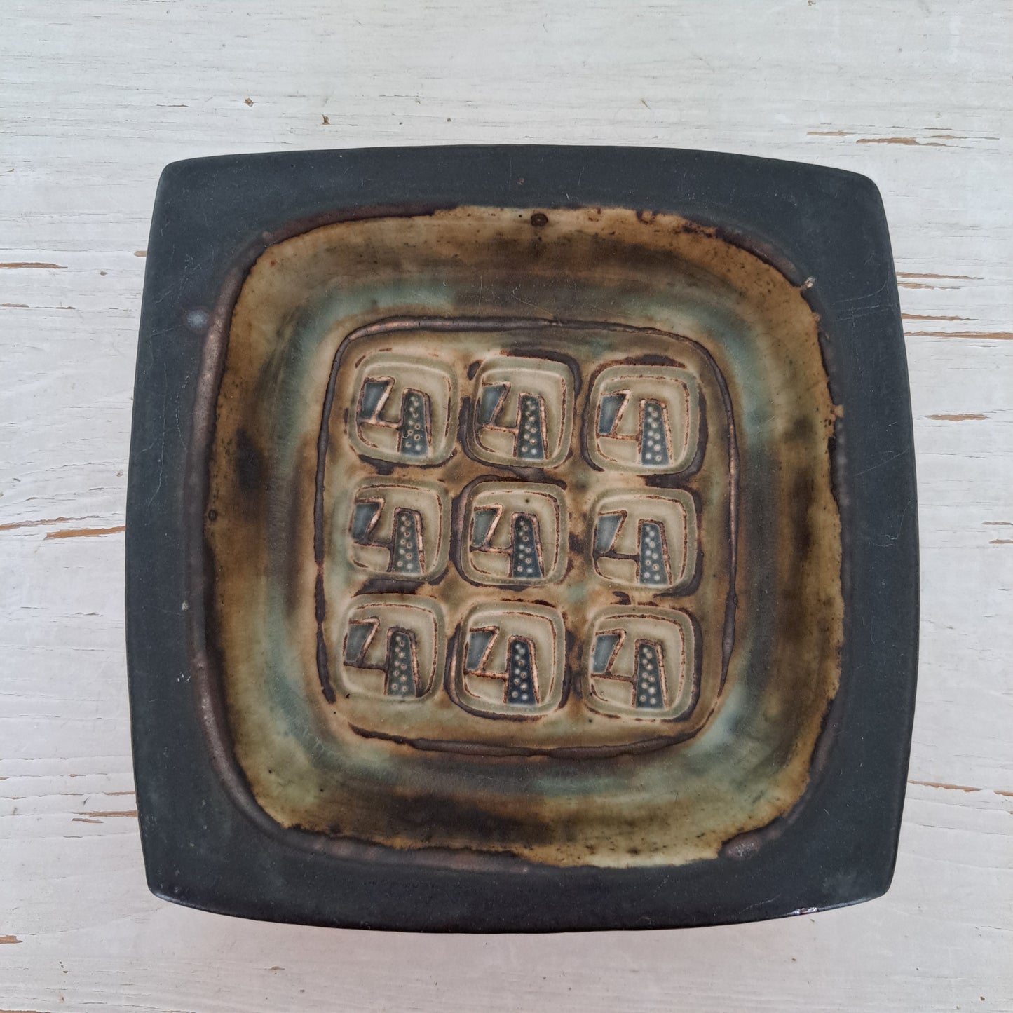 Royal Copenhagen, keramiikka vati