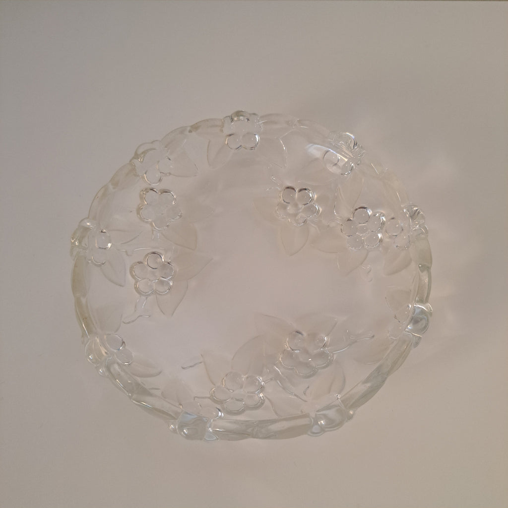 Mikasa Walther Glass, Carmen serving plate
