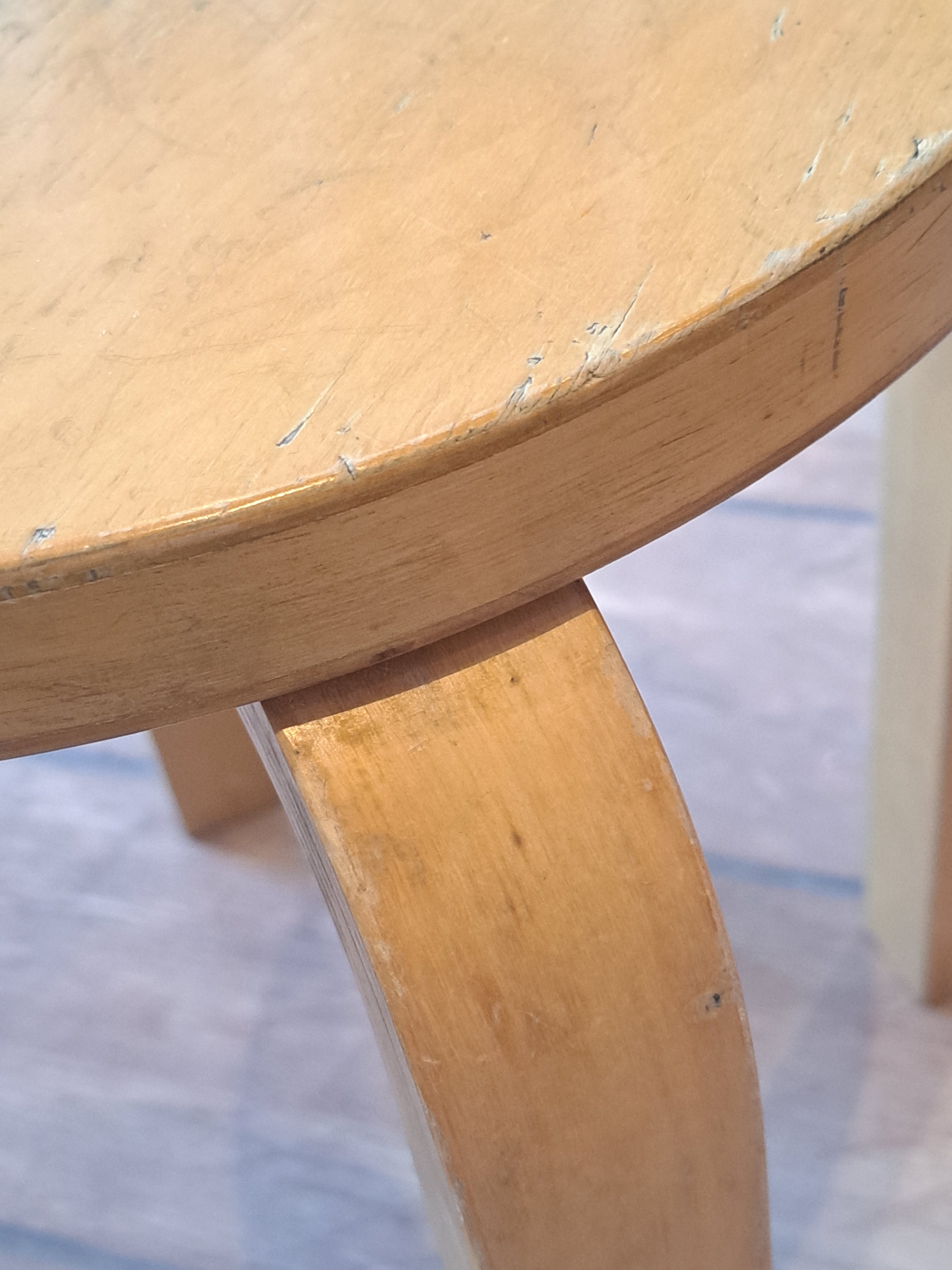 Artek Aalto stool E60