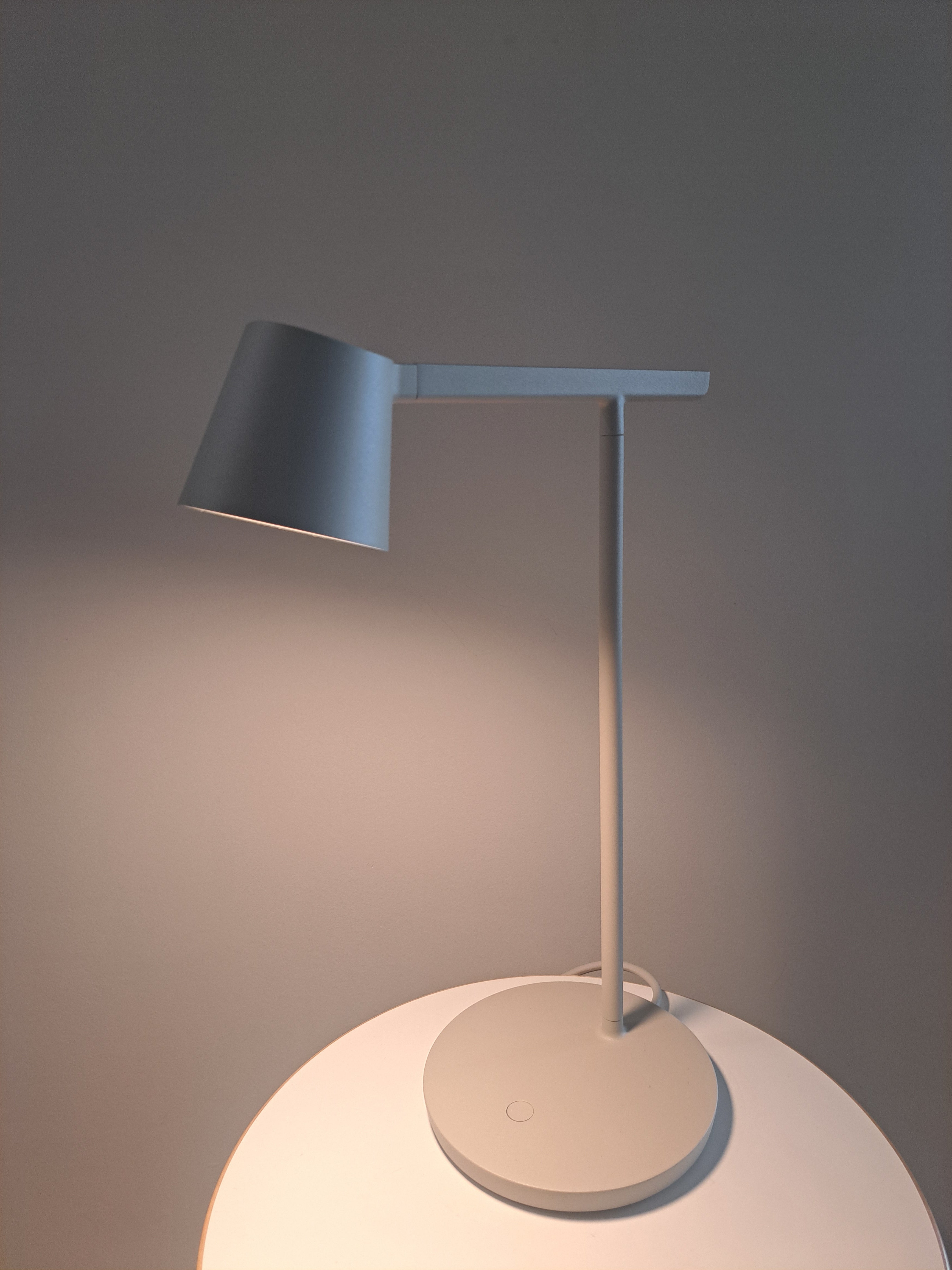 Muuto, TIP, pöytävalaisin