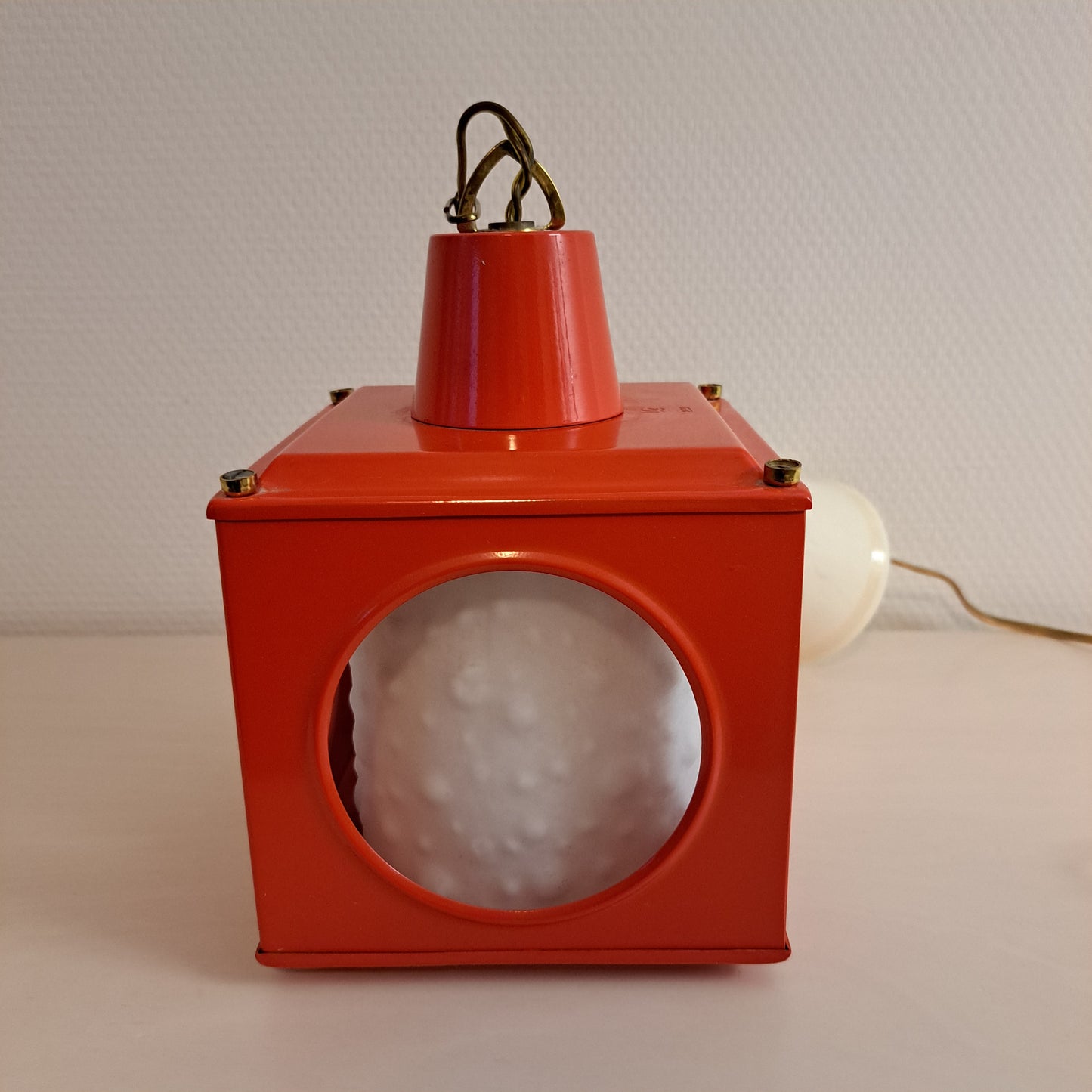 Valinte, vintage riippuvalaisin