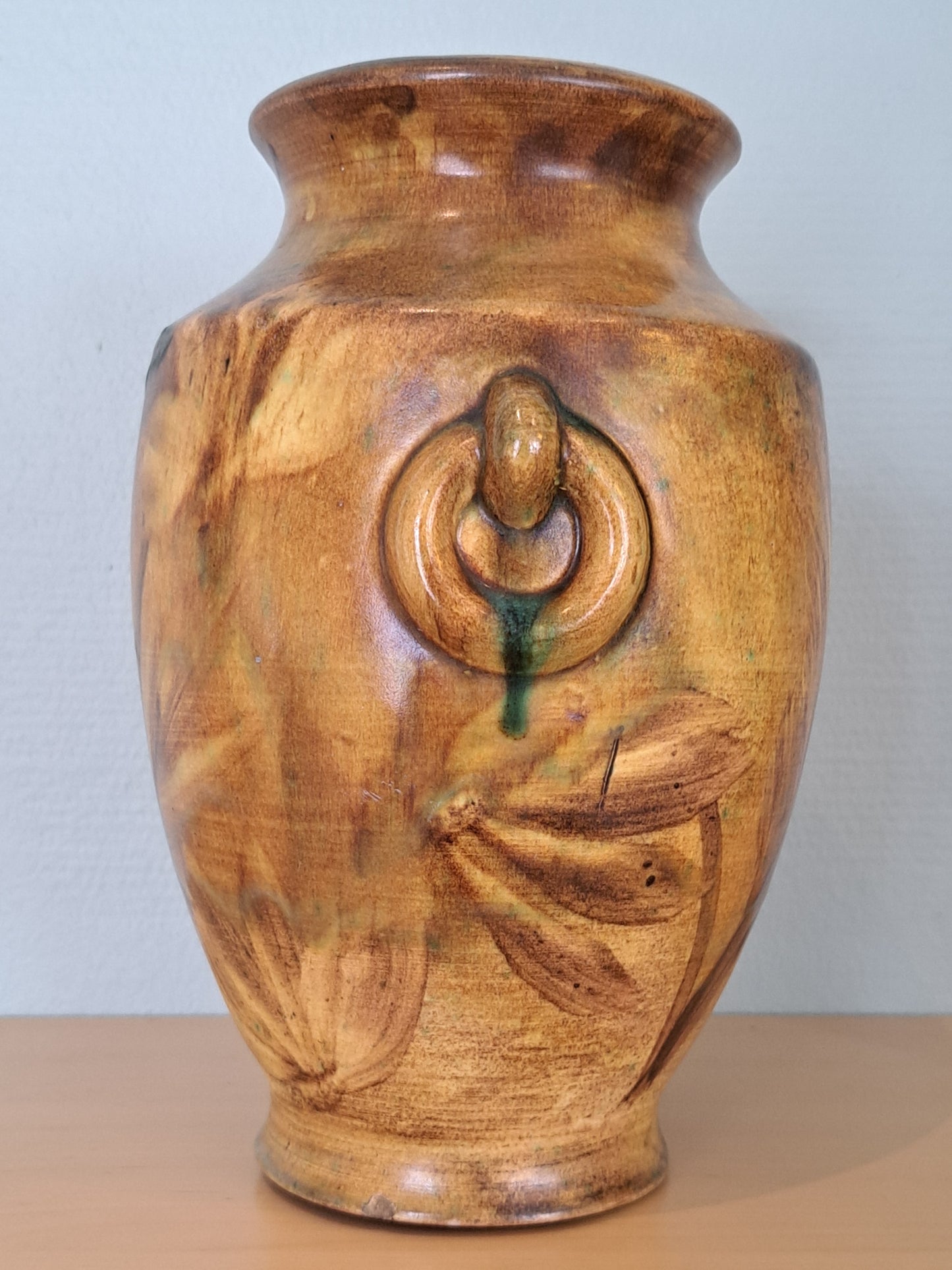 Kupittaan savi, maljakko, ruskea