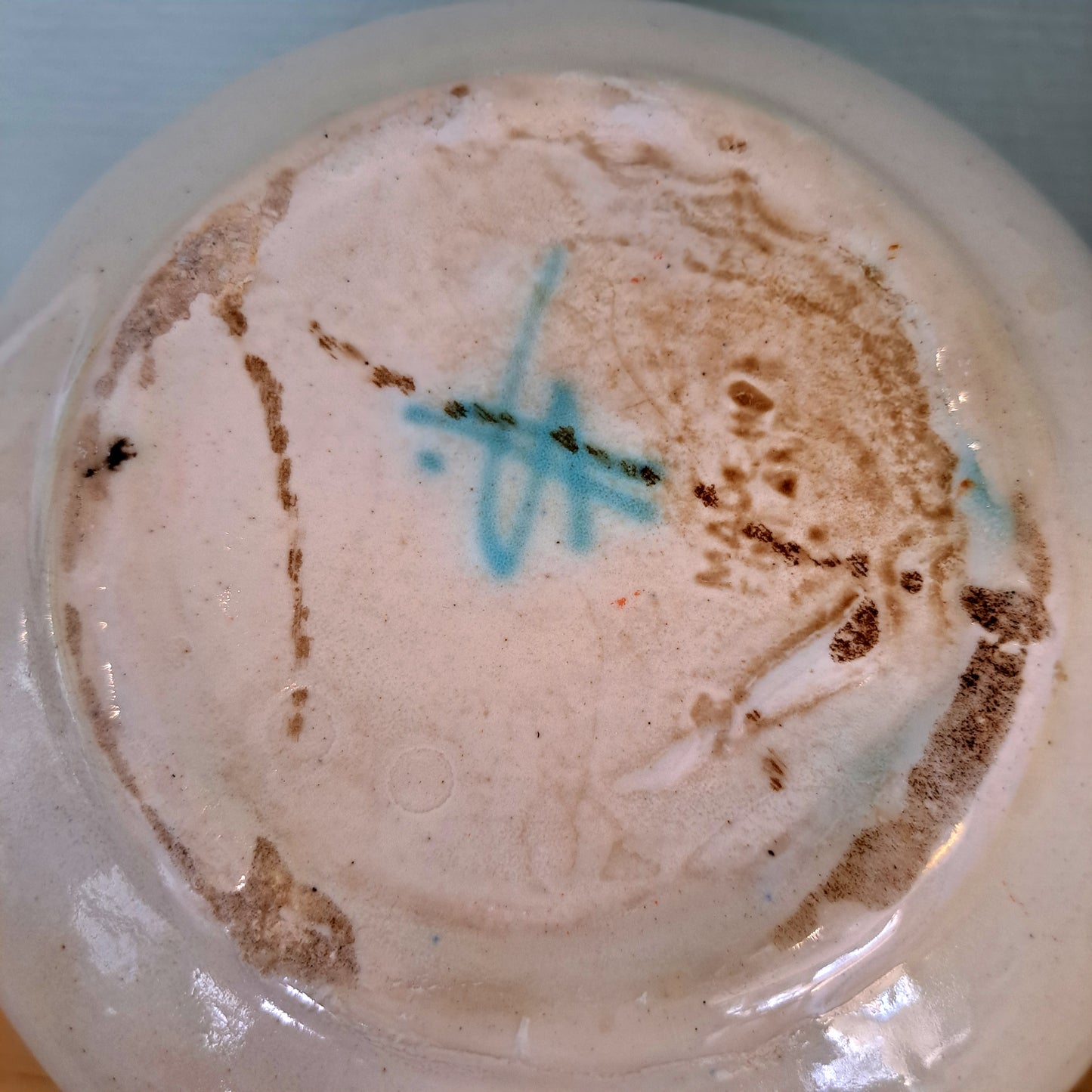 Kupittaan savi, teekannu, vihreä kuvio