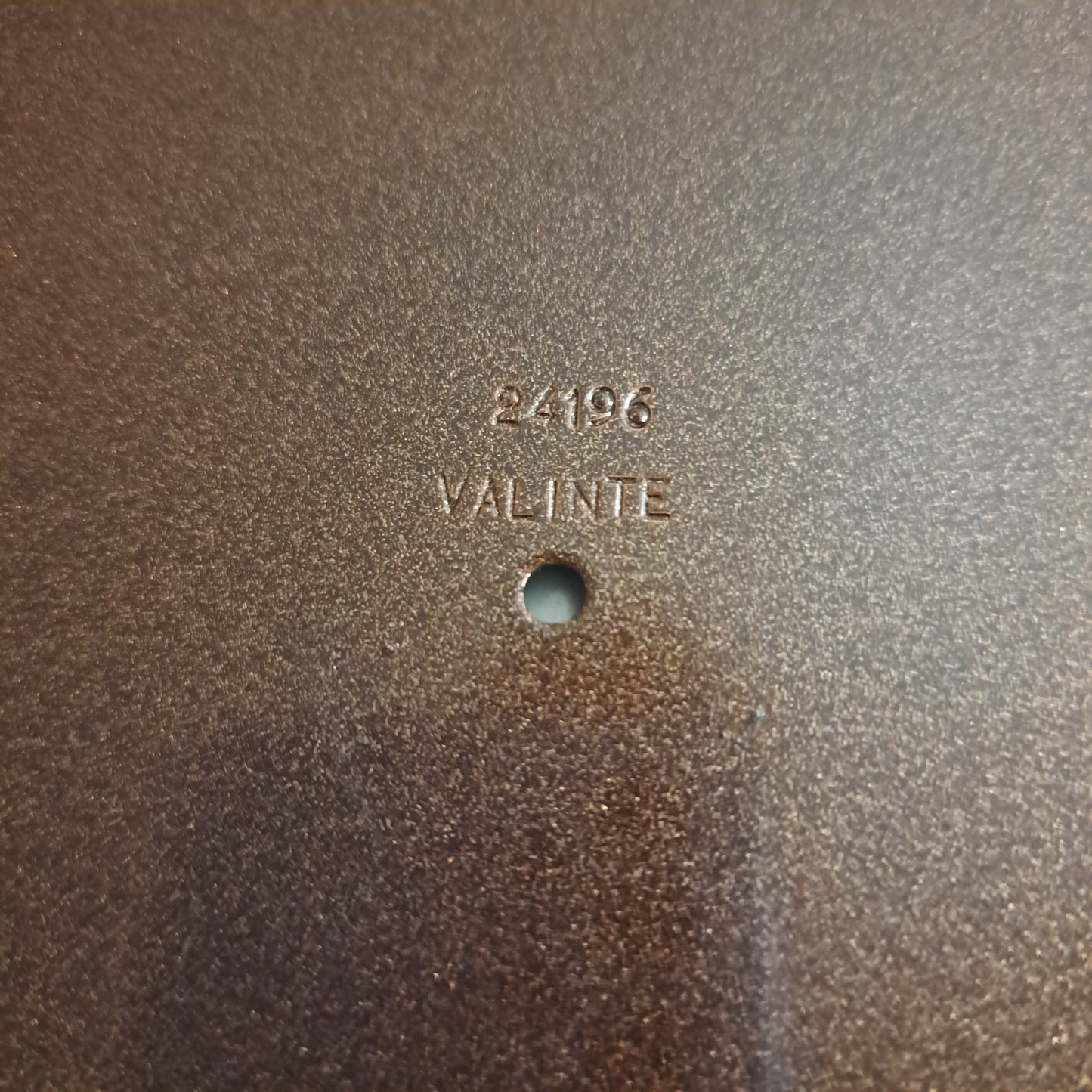 Valinte, ruskea pöytävalaisin