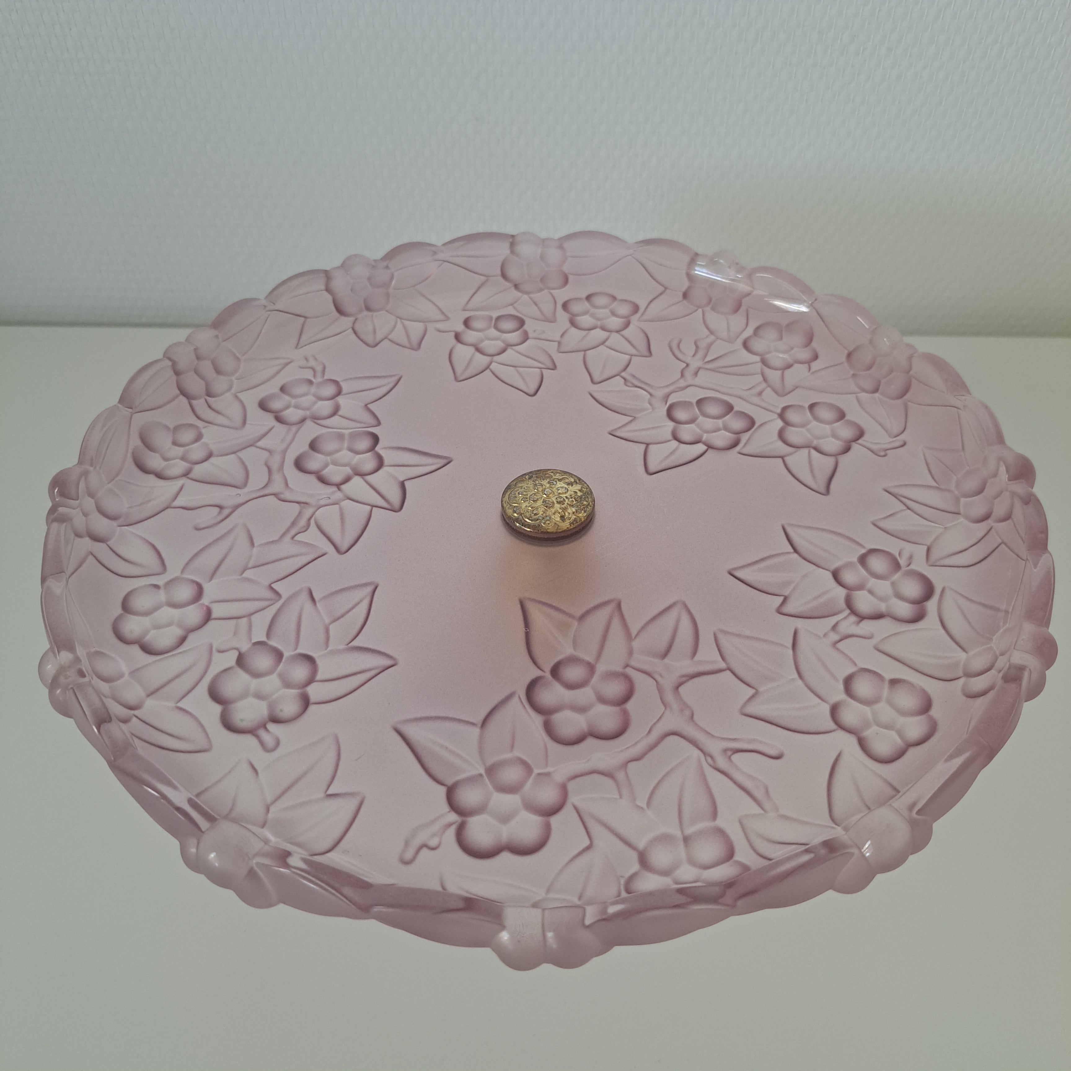 Mikasa Walther Glas, Rose cake plate, with foot