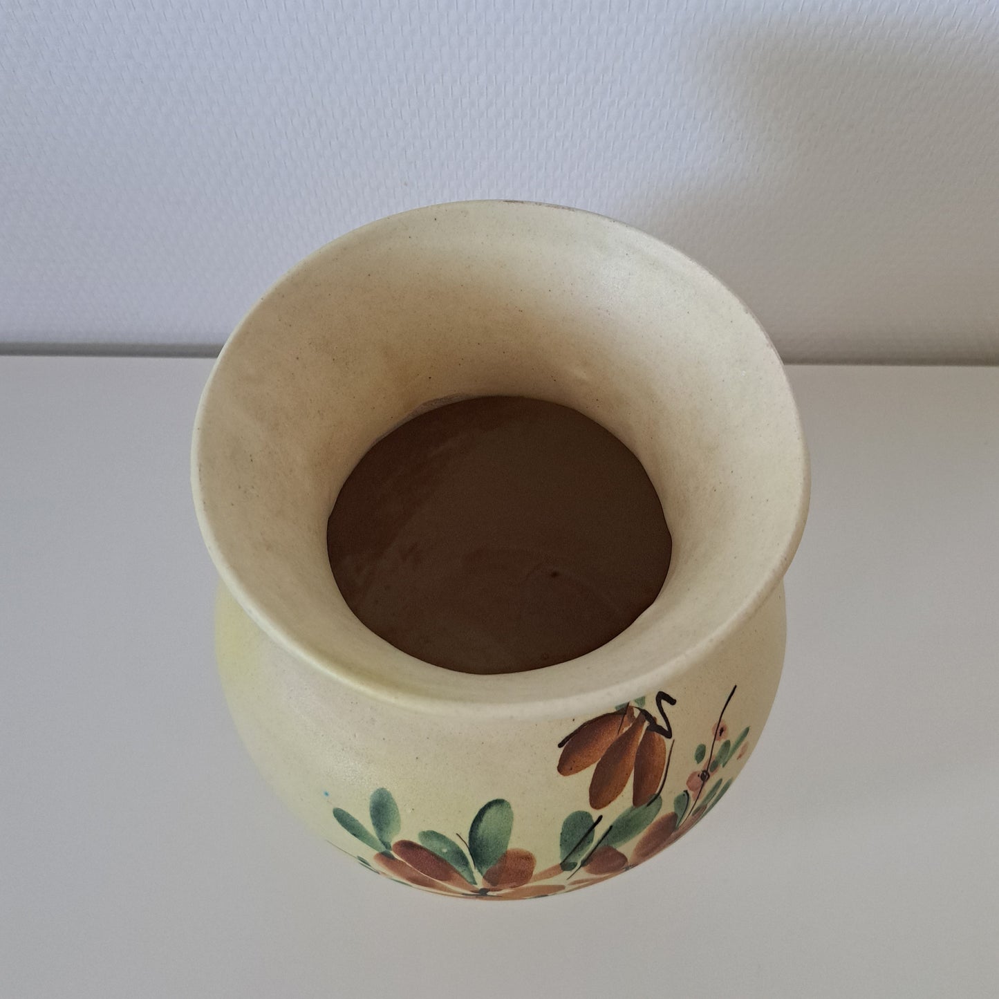 Kupittaan savi, maljakko/ruukku