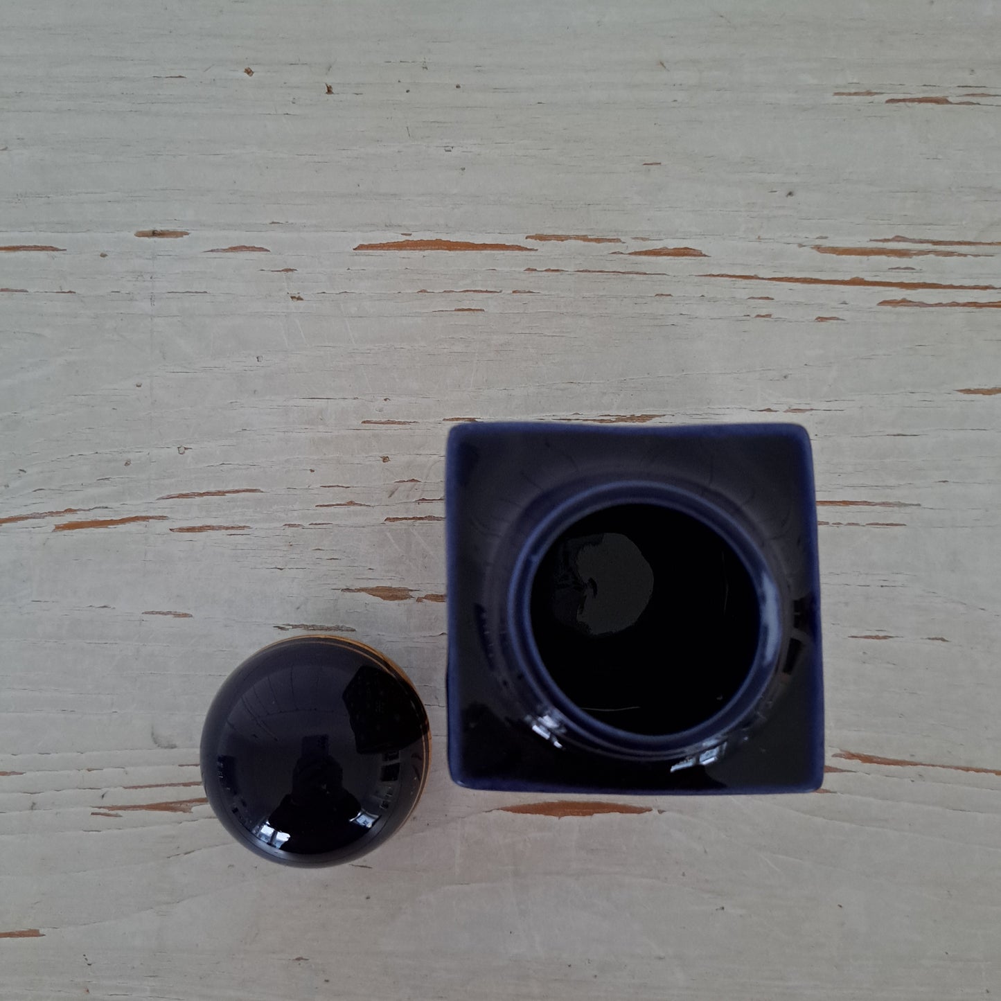 Bronnitsy Porcelain, kannellinen purnukka