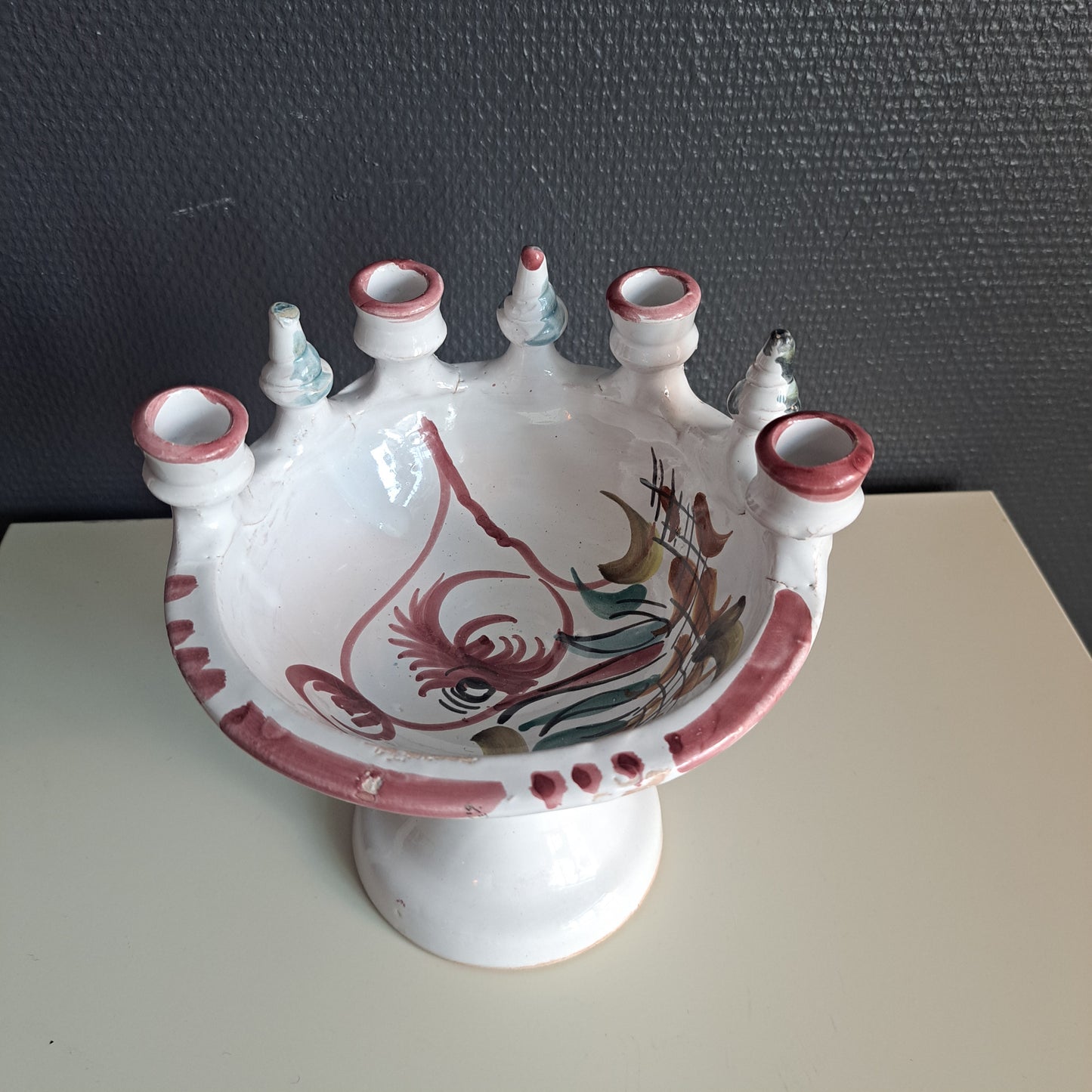 Kynttilänjalka ja kulho