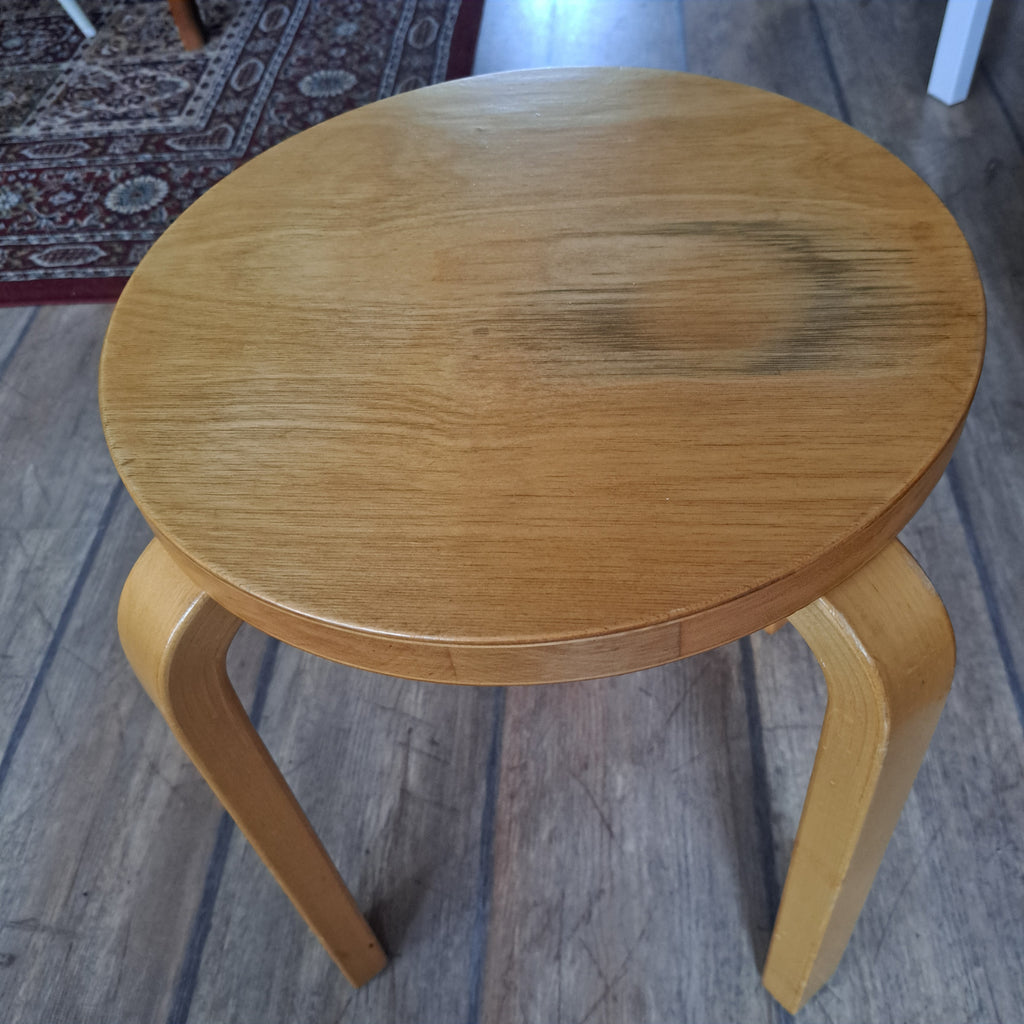 Artek Aalto stool E60
