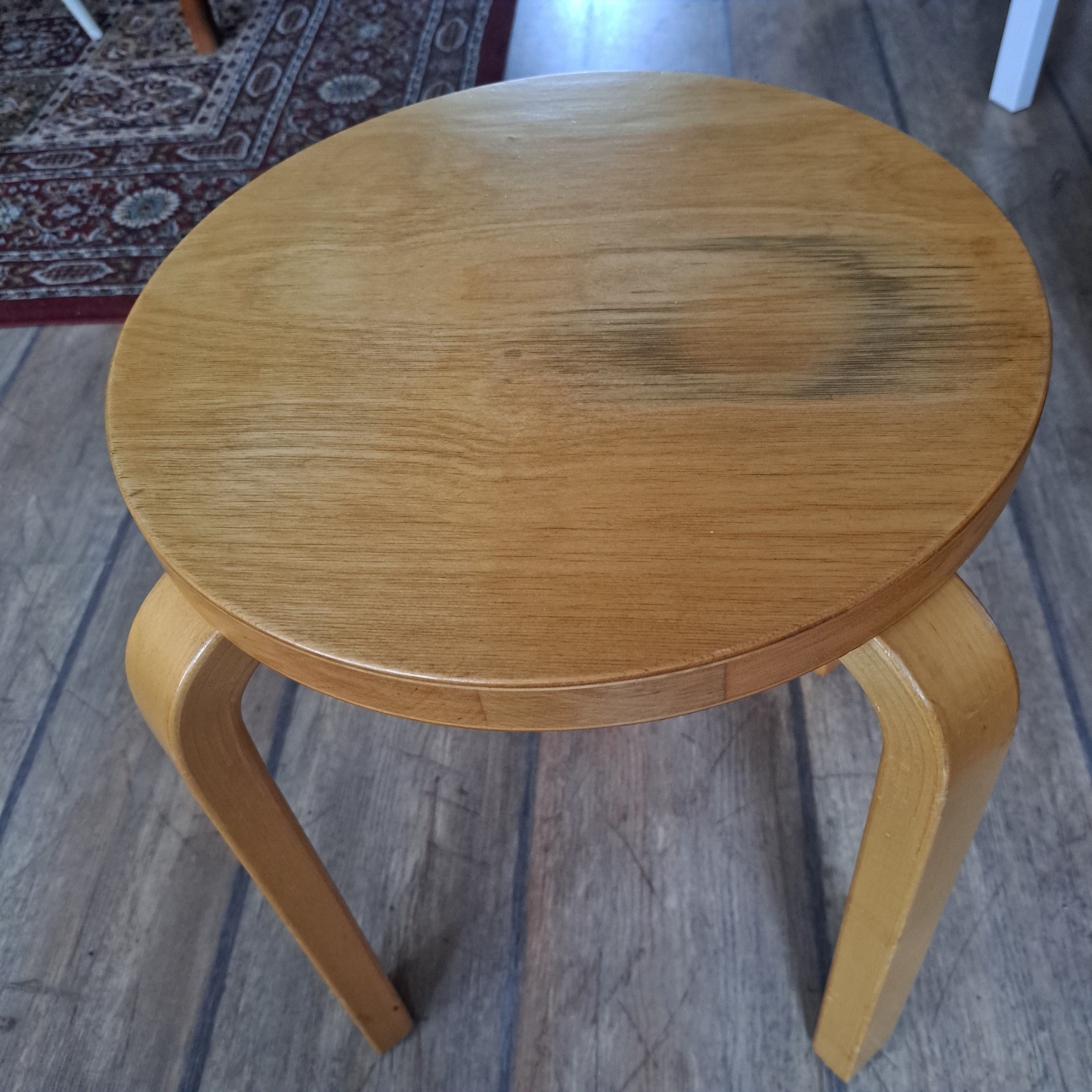 Artek Aalto stool E60