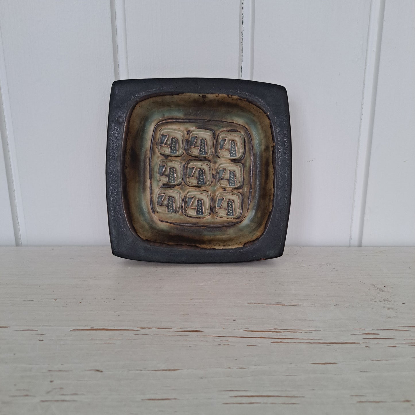 Royal Copenhagen, keramiikka vati