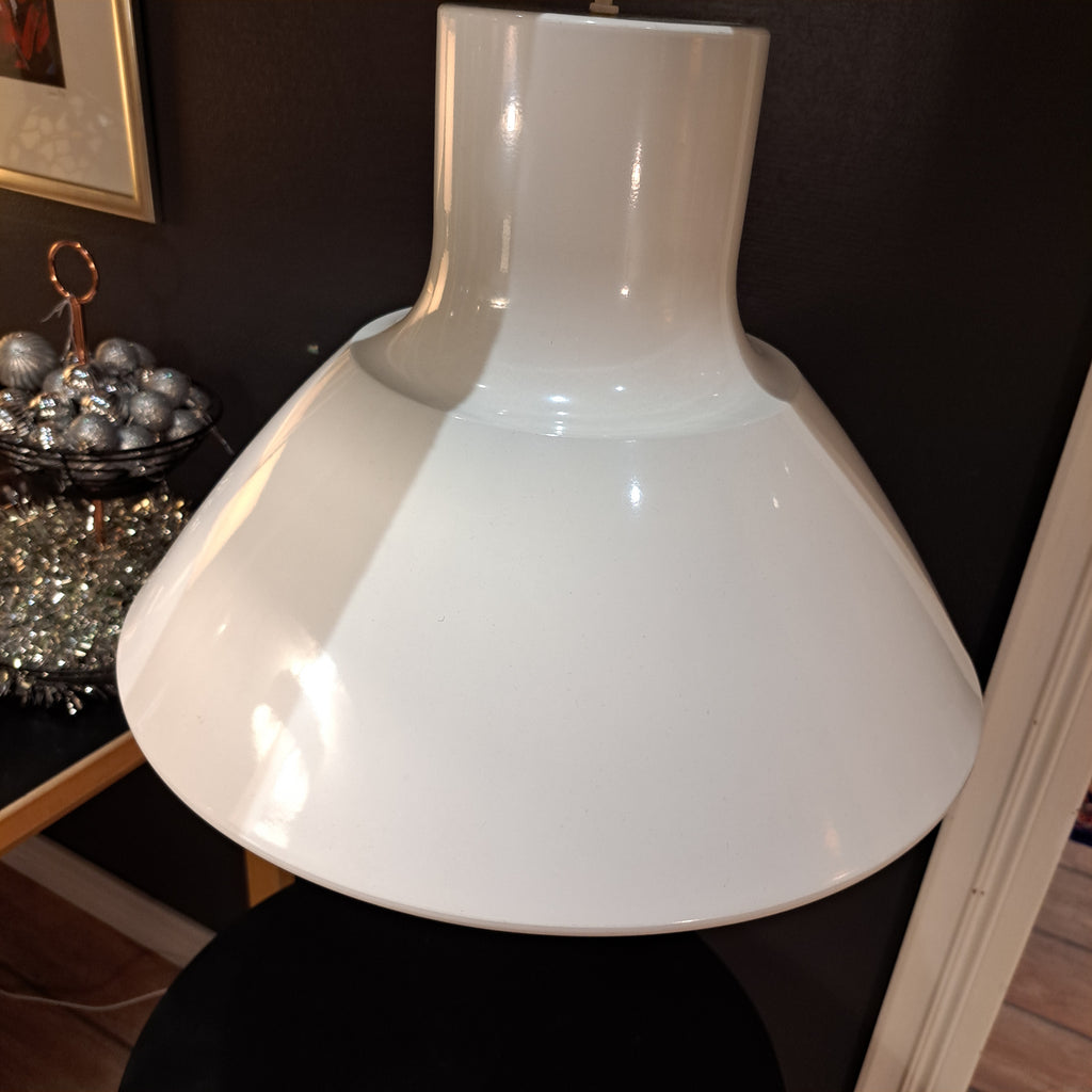 Orno, Santtu, riippuvalaisin