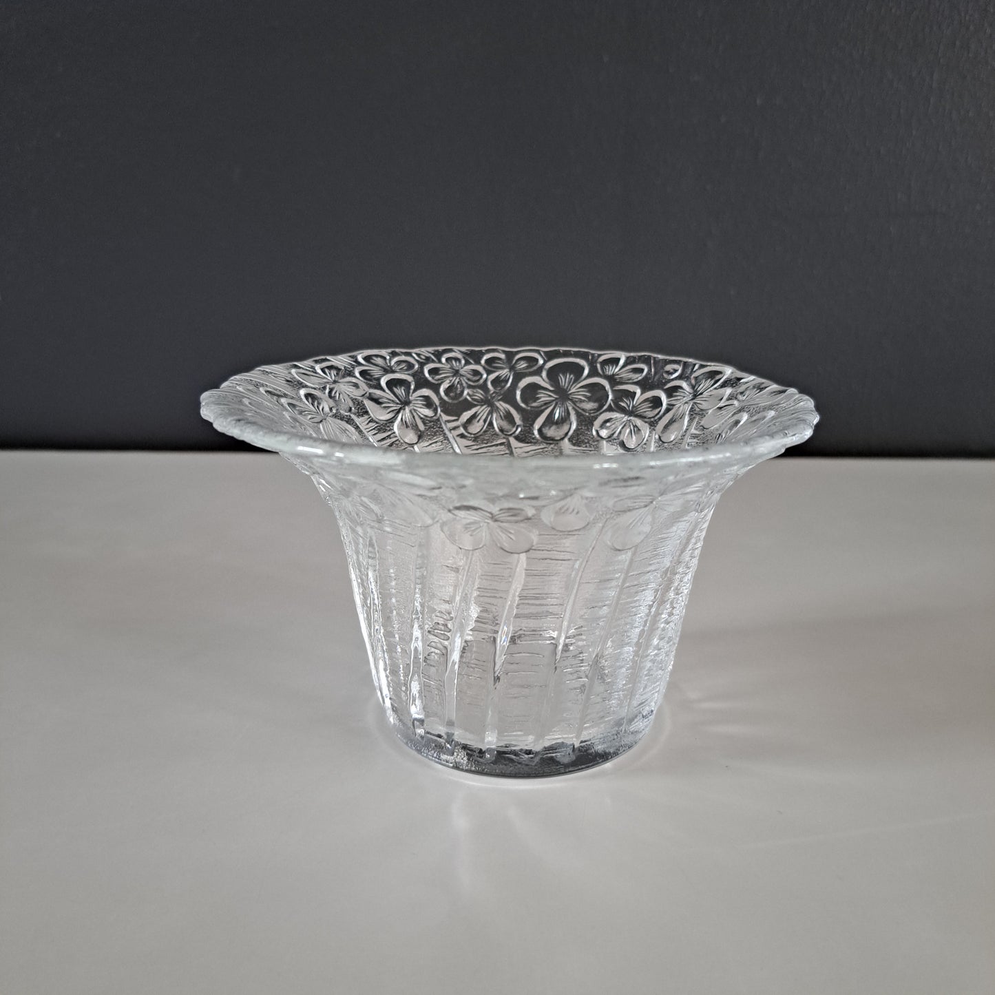 Riihimäen lasi, Orvokki maljakko 8cm