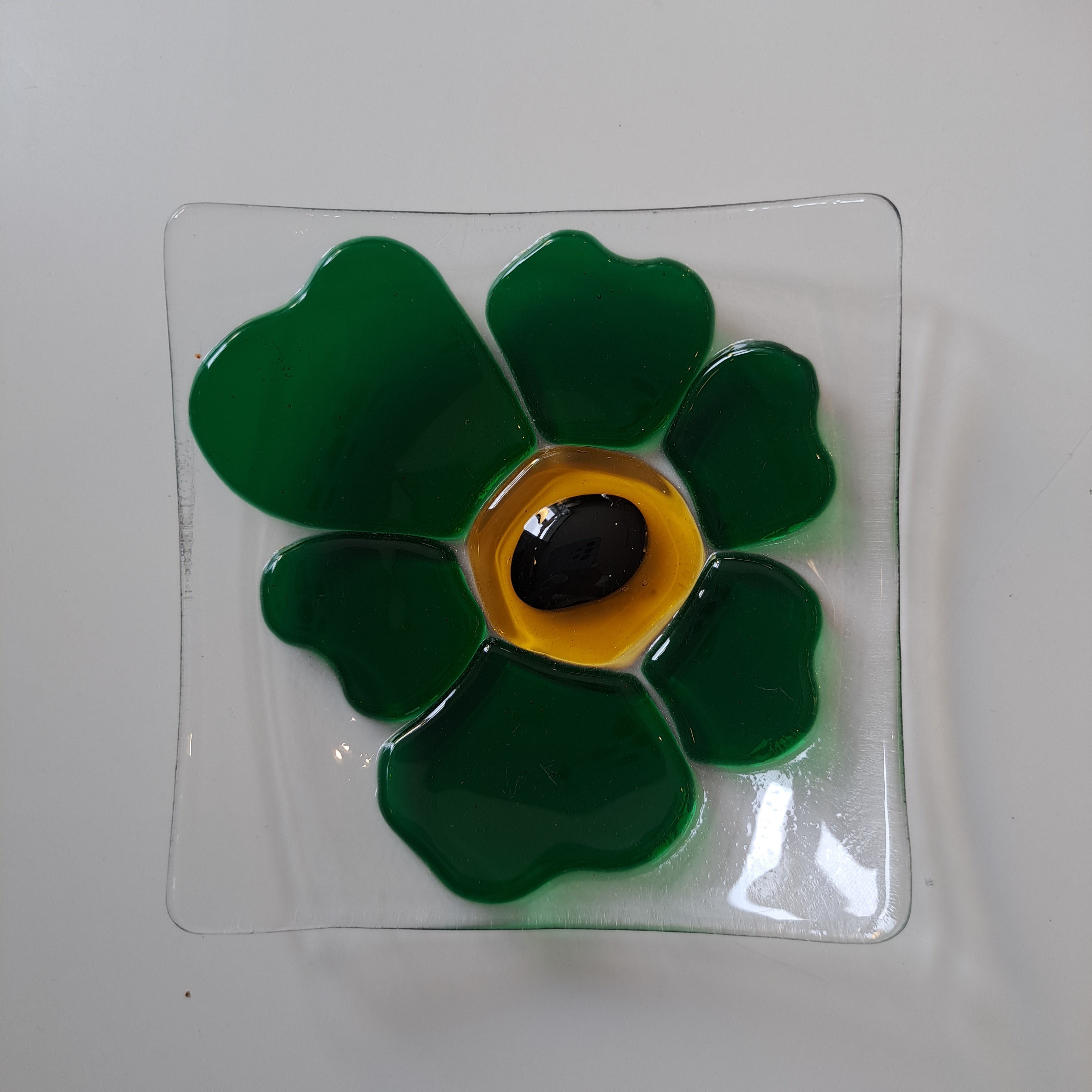 "Unikko" lasilautanen