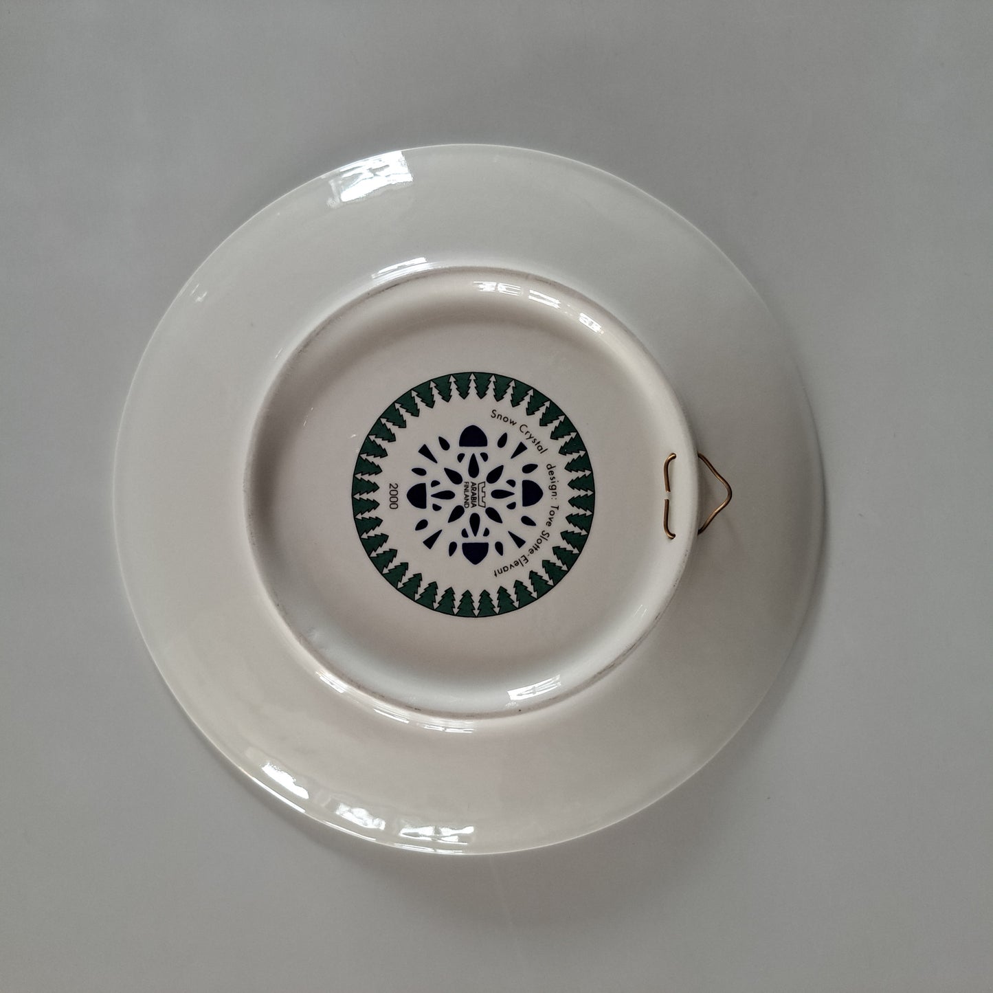 Arabia Christmas Plate, Snow Crystal, 2000