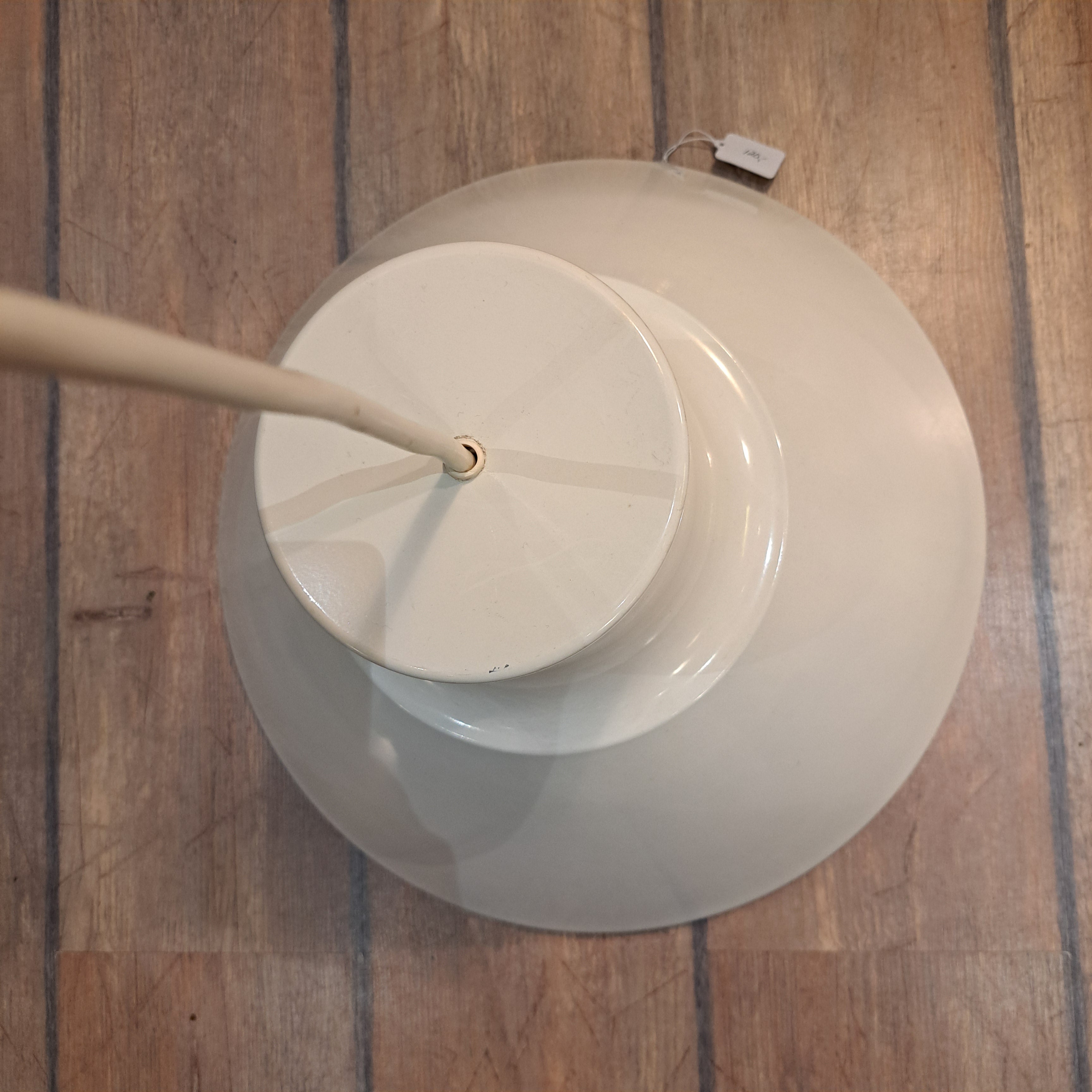 Orno, Santtu, riippuvalaisin