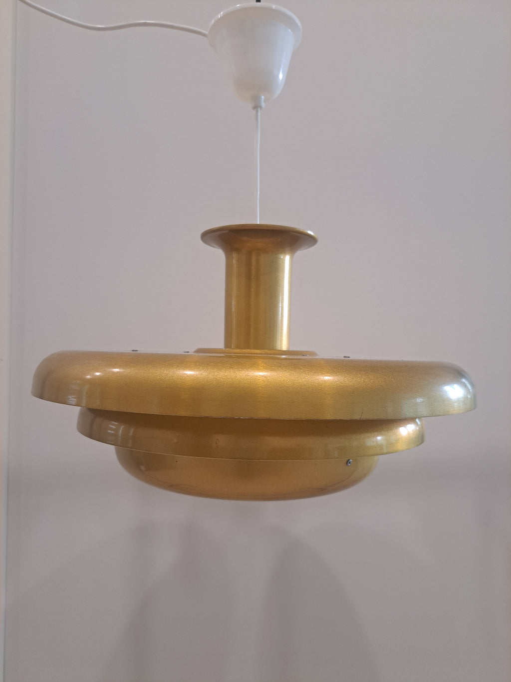 Valinte riippuvalaisin, 1960–70-luku