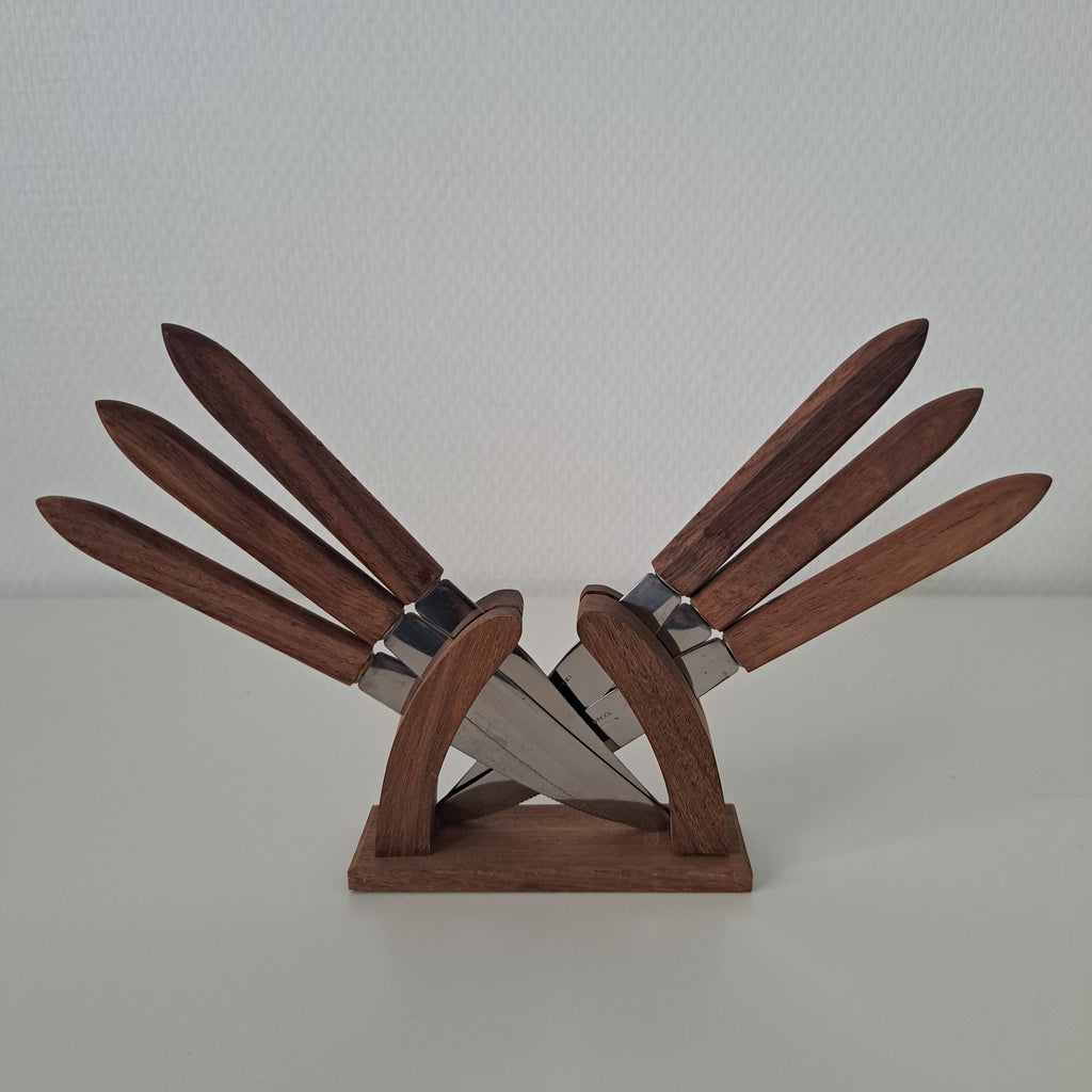 Teak, hedelmäveitset