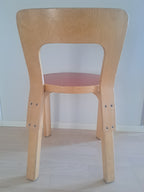 Artek N65 -lastentuoli, punainen