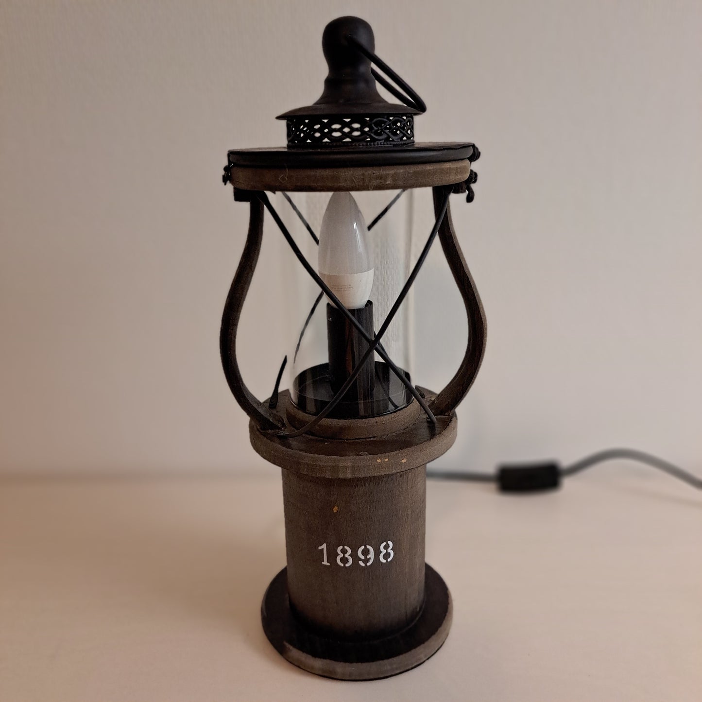 Gibson Gray Wood, pöytävalaisin