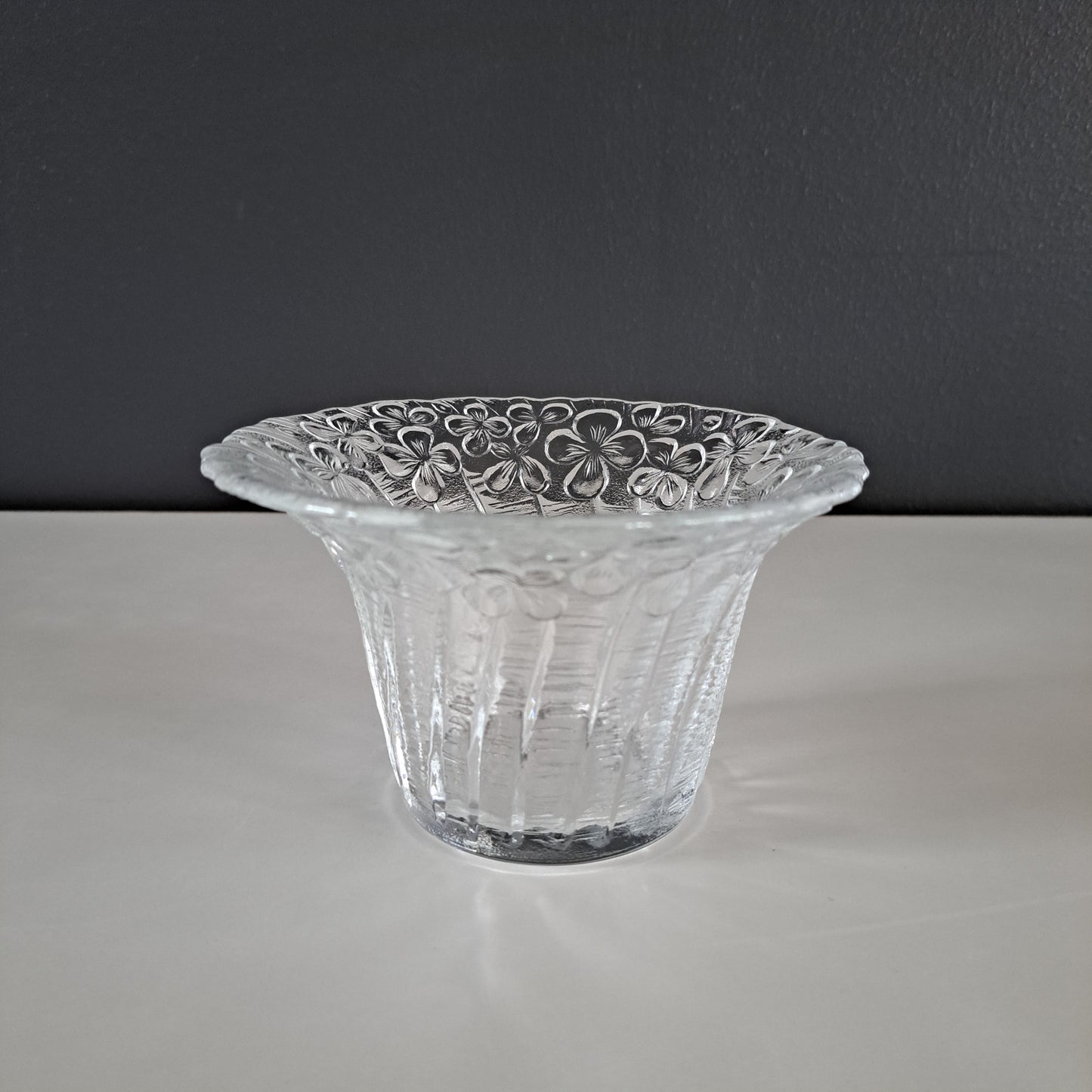 Riihimäen lasi, Orvokki maljakko 8cm