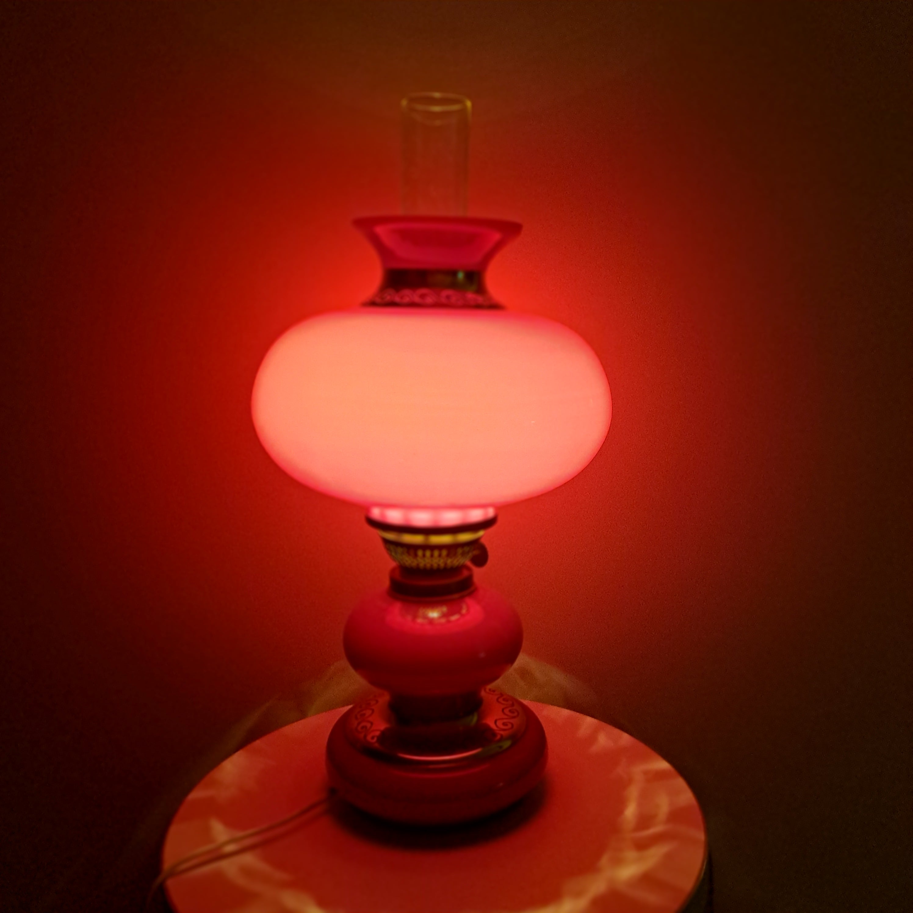 Öljylamppu, pöytävalaisin, sähköistetty