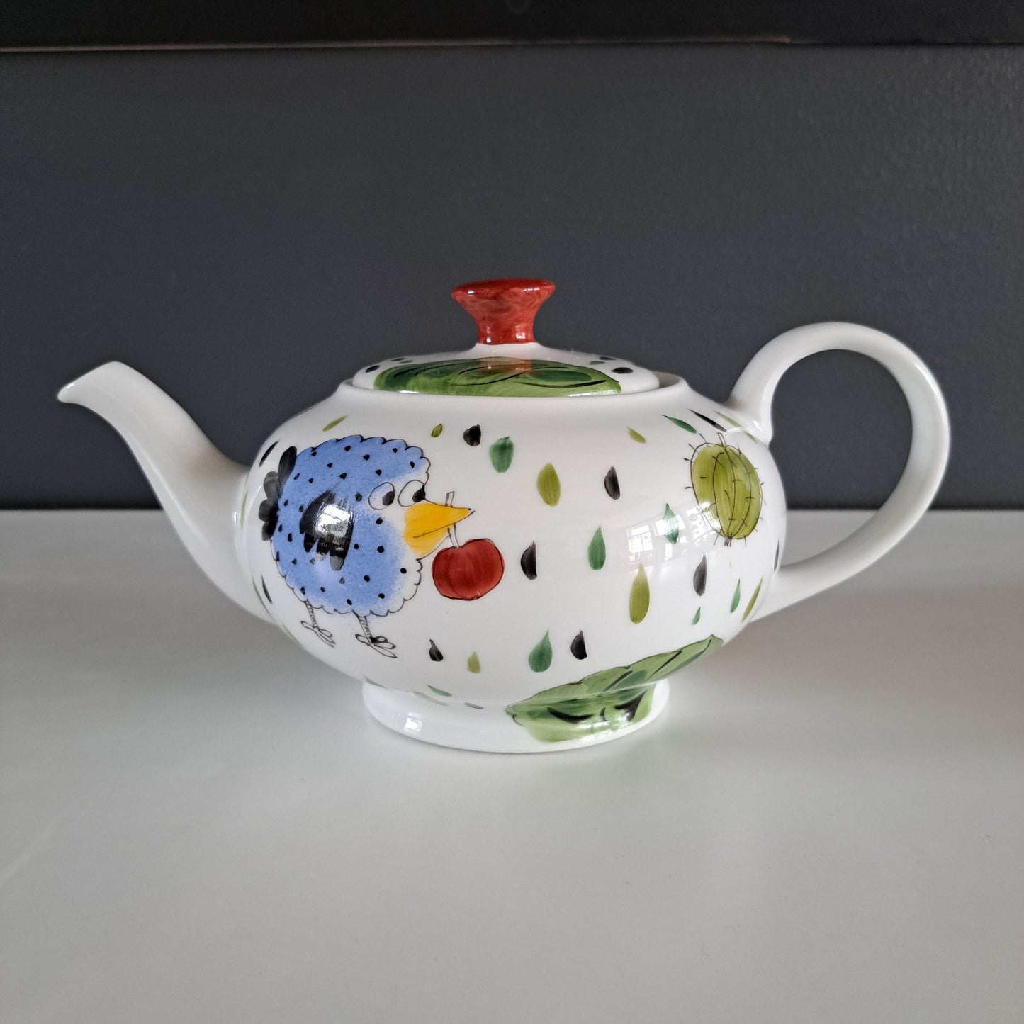 Helina Tilka, teekannu