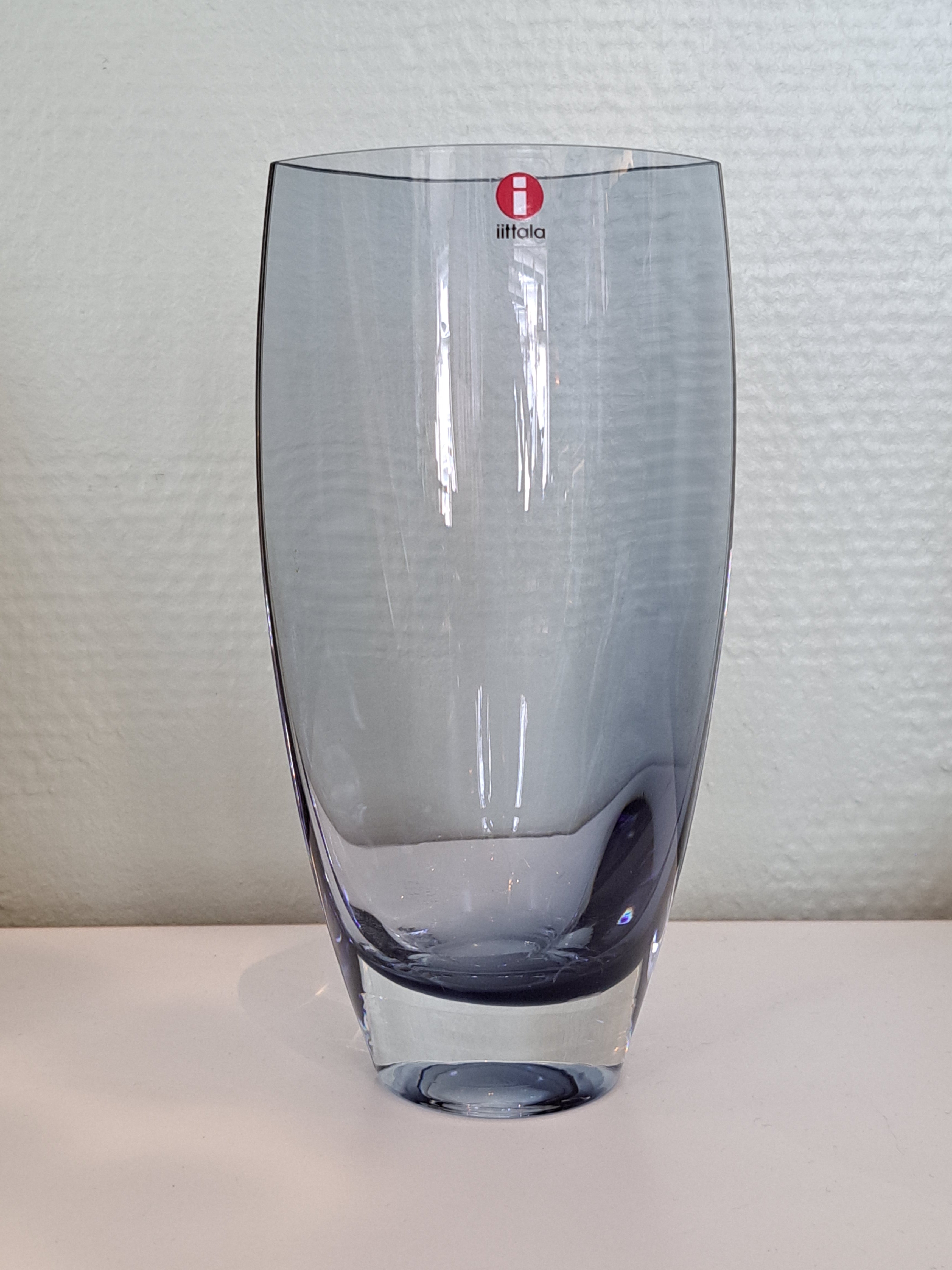 Iittala Leia -maljakko, Tiina Nordström