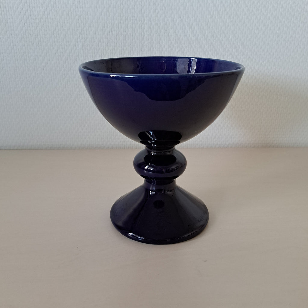 Kupittaan clay, footed bowl