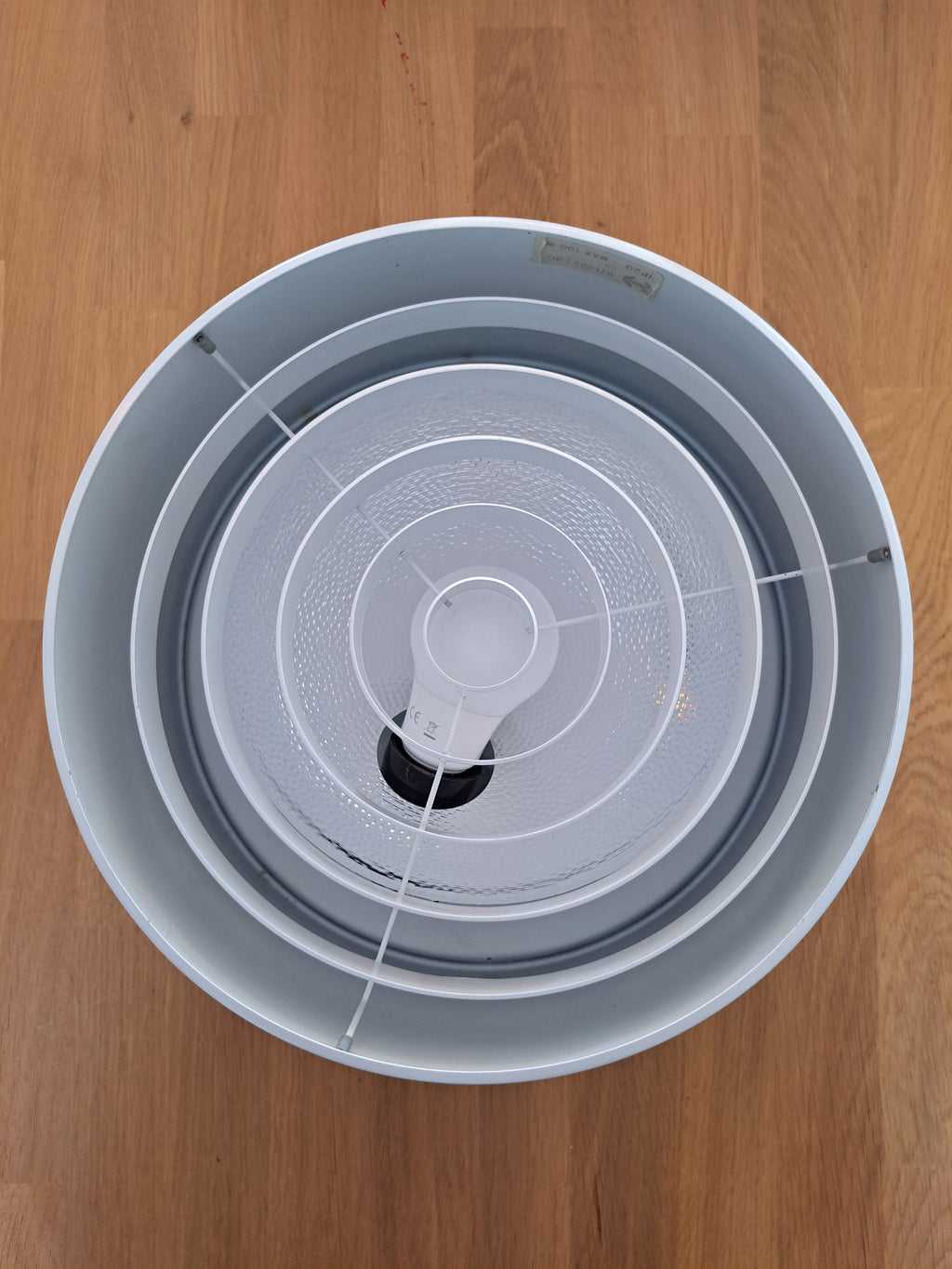 Stockmann-Orno 971-135/30 -kattovalaisin, Yki Nummi