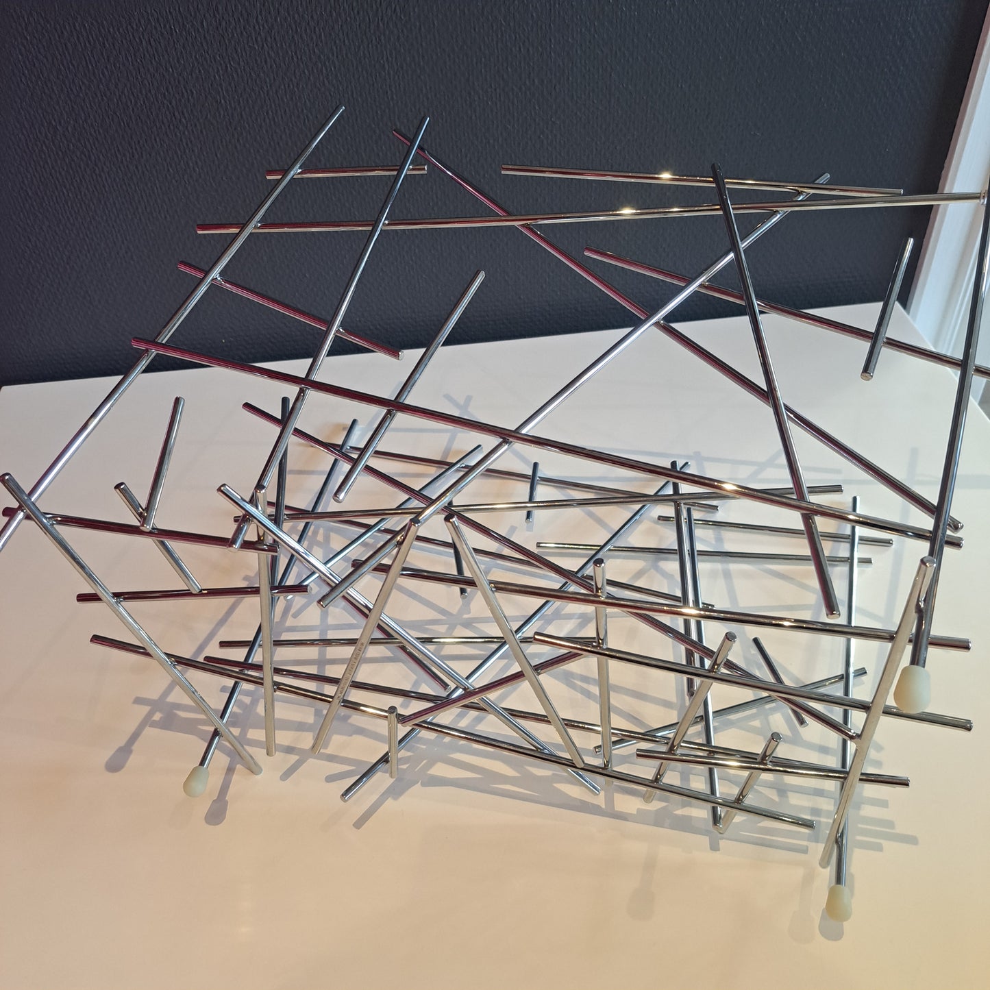 Alessi, Blow Up magazine rack