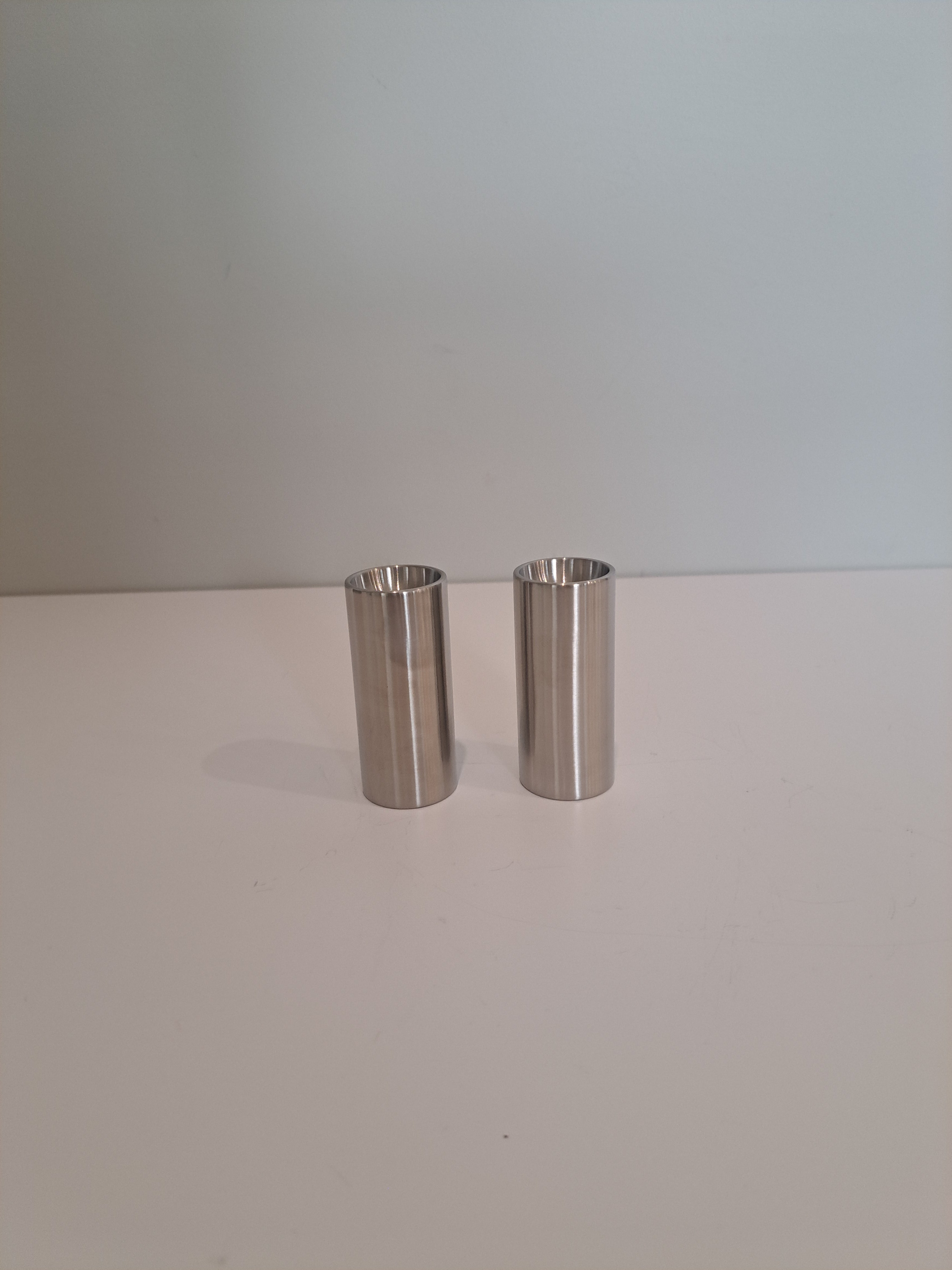 Stelton Cylinda-line suola- ja pippurisirotinsetti, Arne Jacobsen