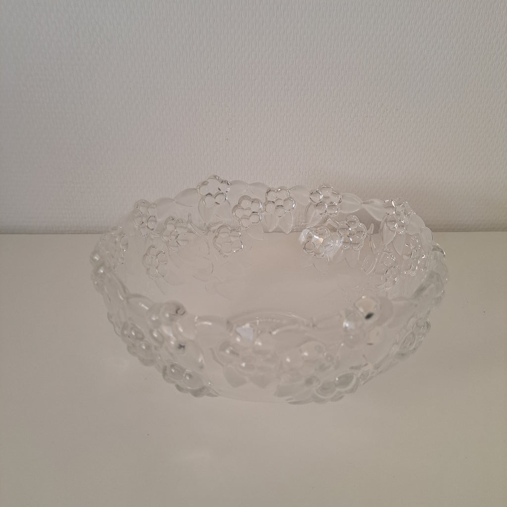 Mikasa Walther Glass, Carmen kulho, L