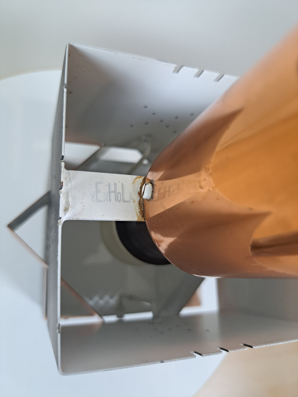 Venhola riippuvalaisin