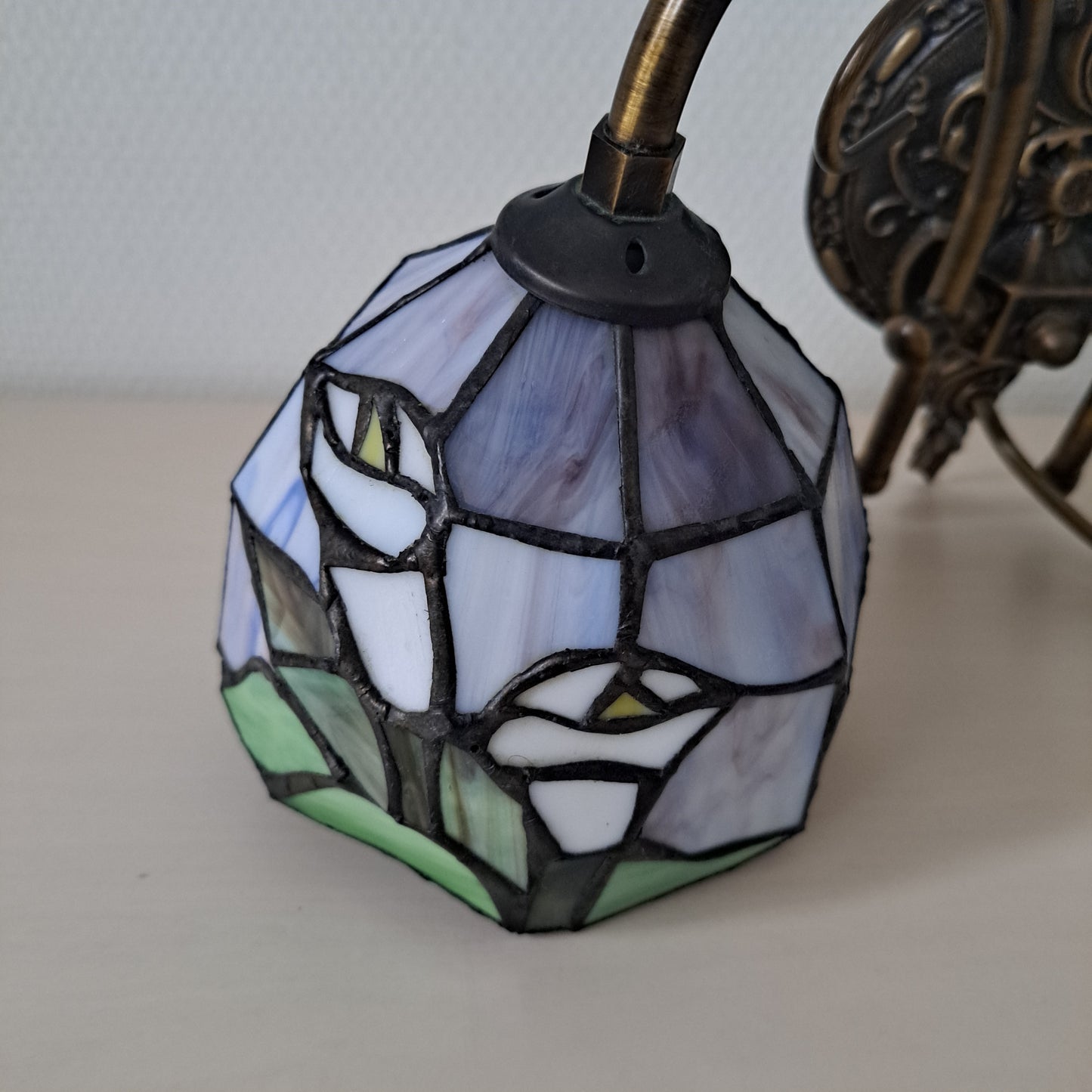 Tiffany seinälampetti