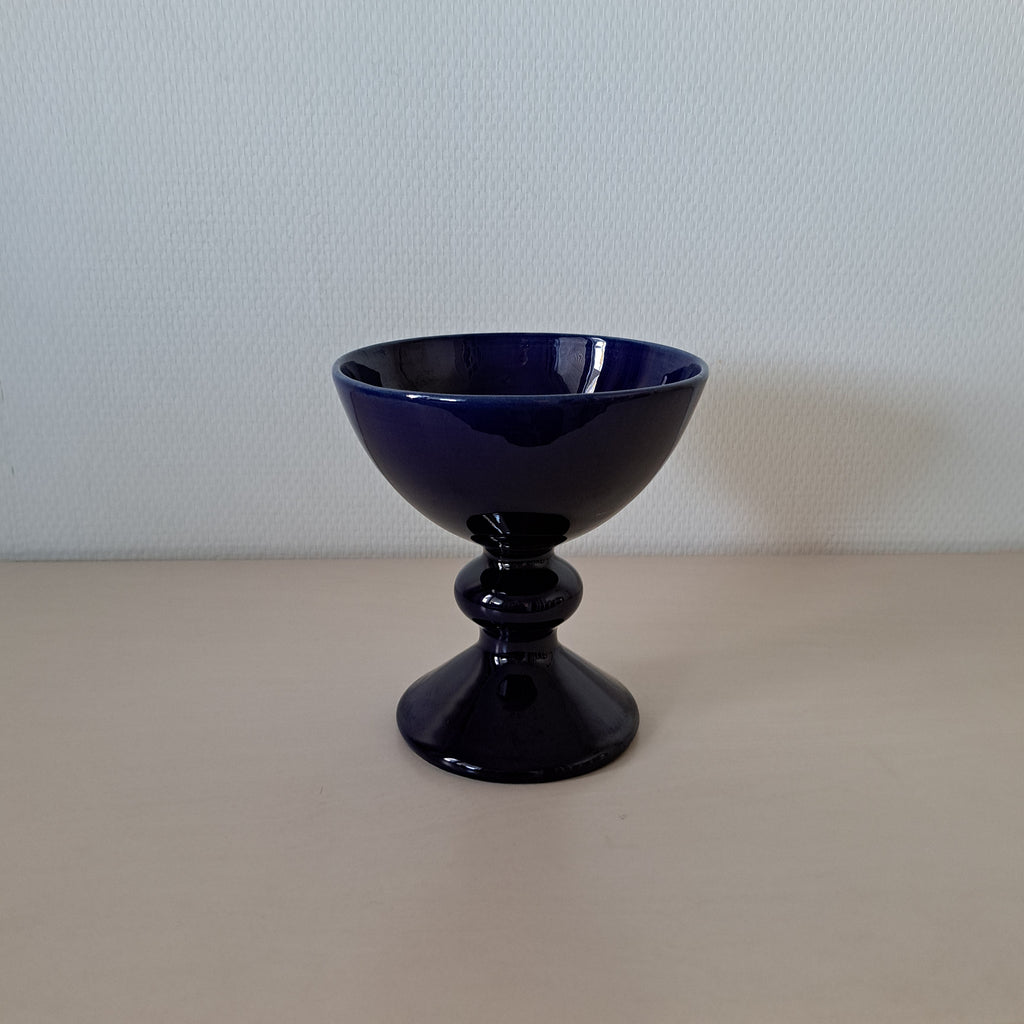 Kupittaan clay, footed bowl