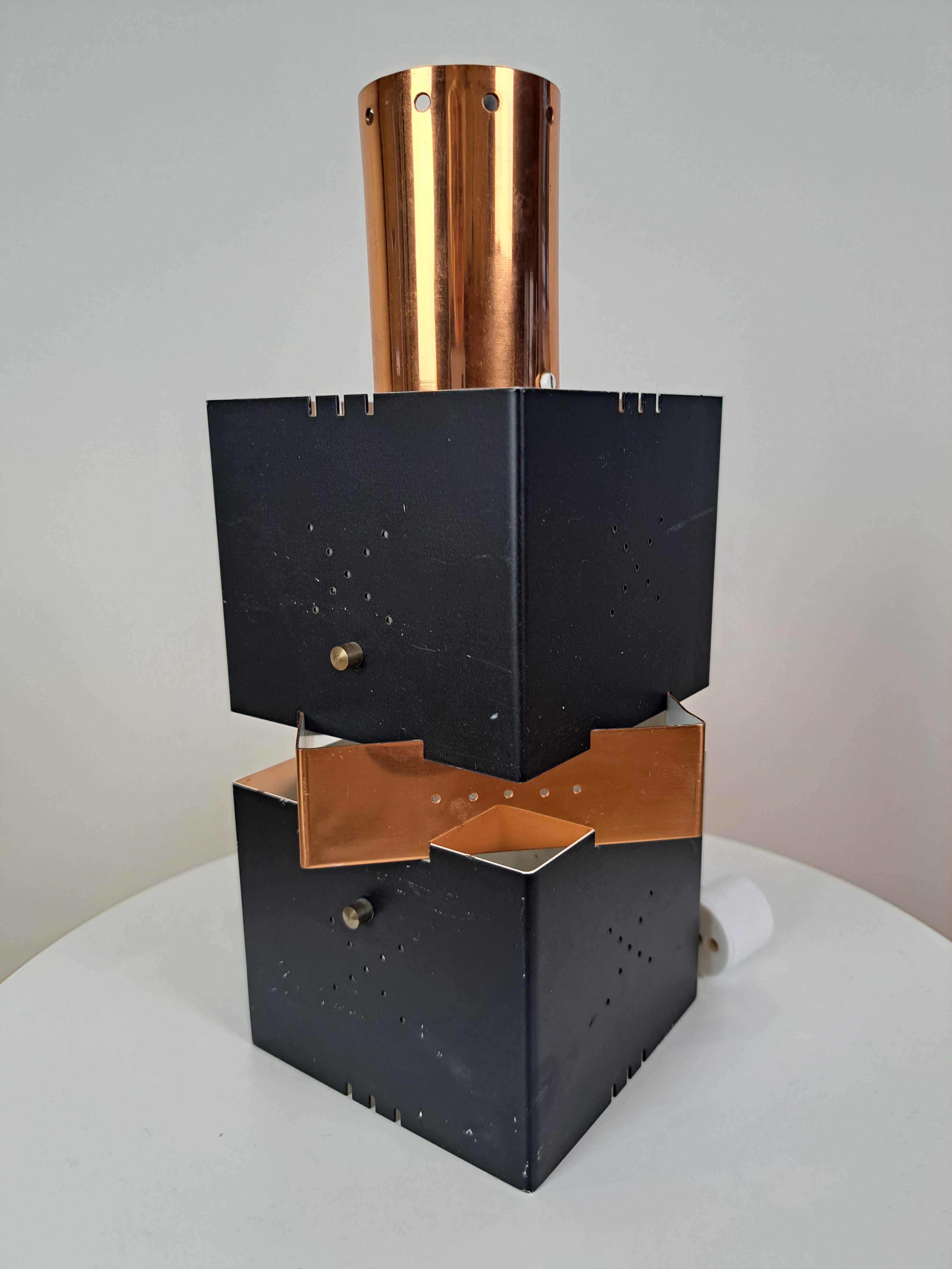 Venhola riippuvalaisin