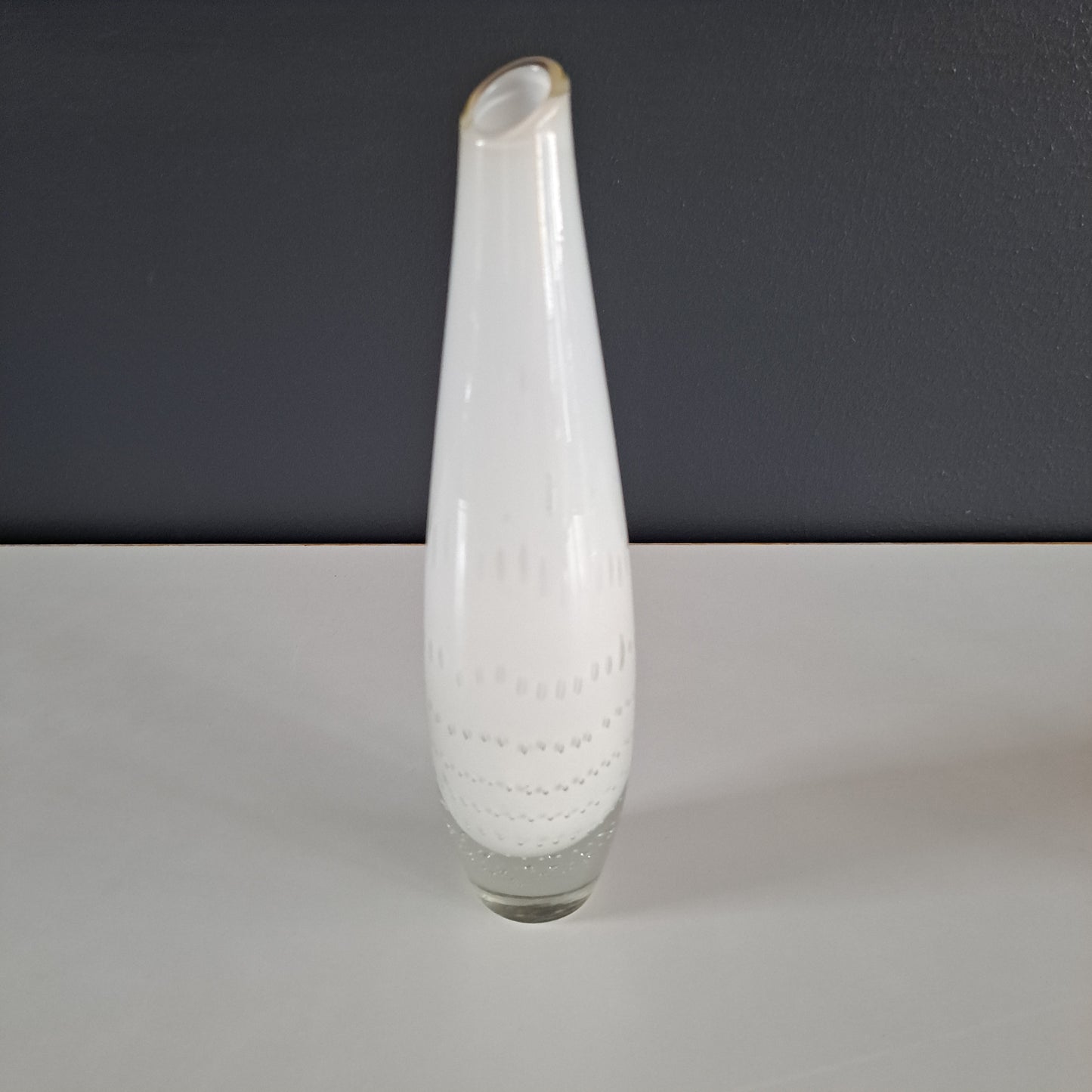 Riihimäen lasi, Vintage,  yhden kukan maljakko