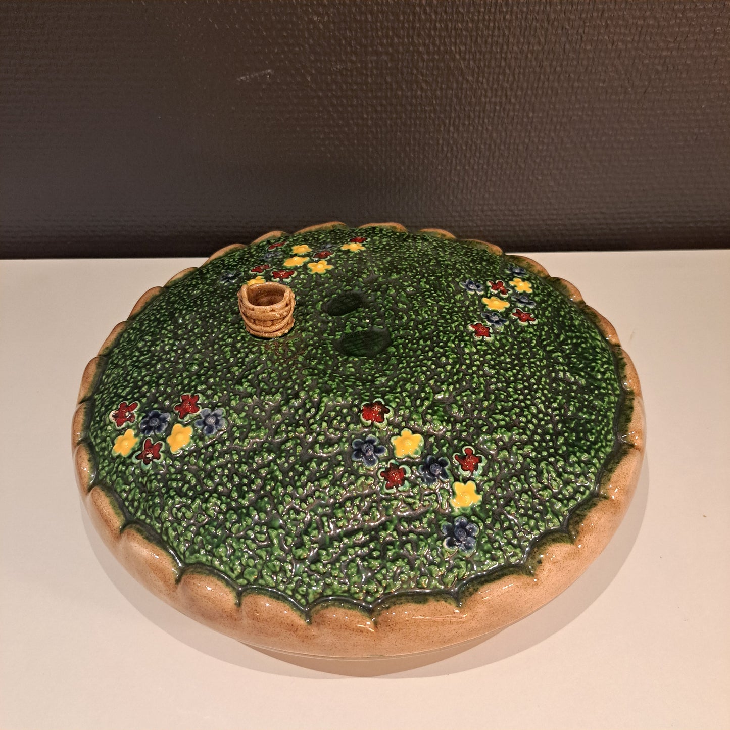 Piirakkavuoka, kannellinen, L