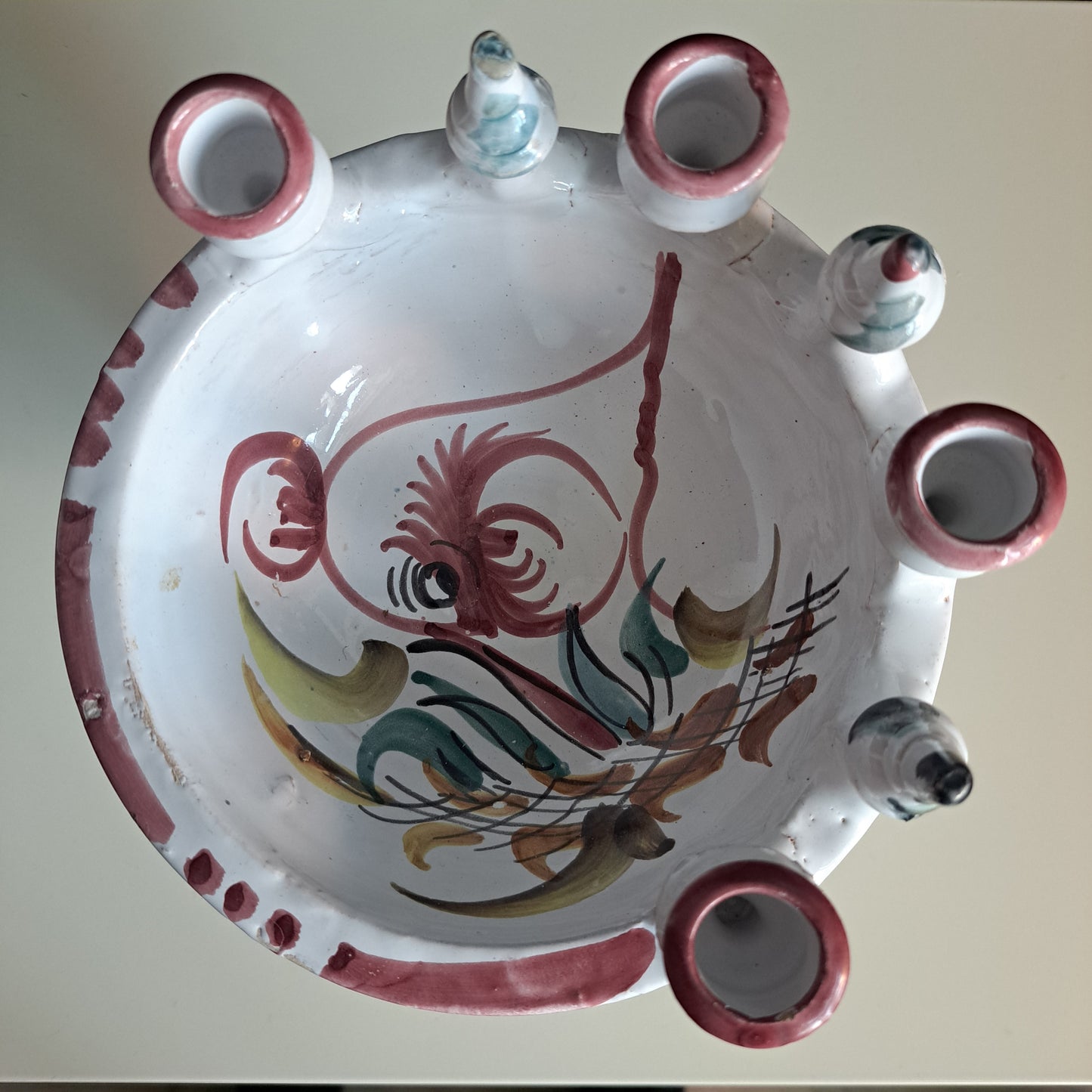 Kynttilänjalka ja kulho