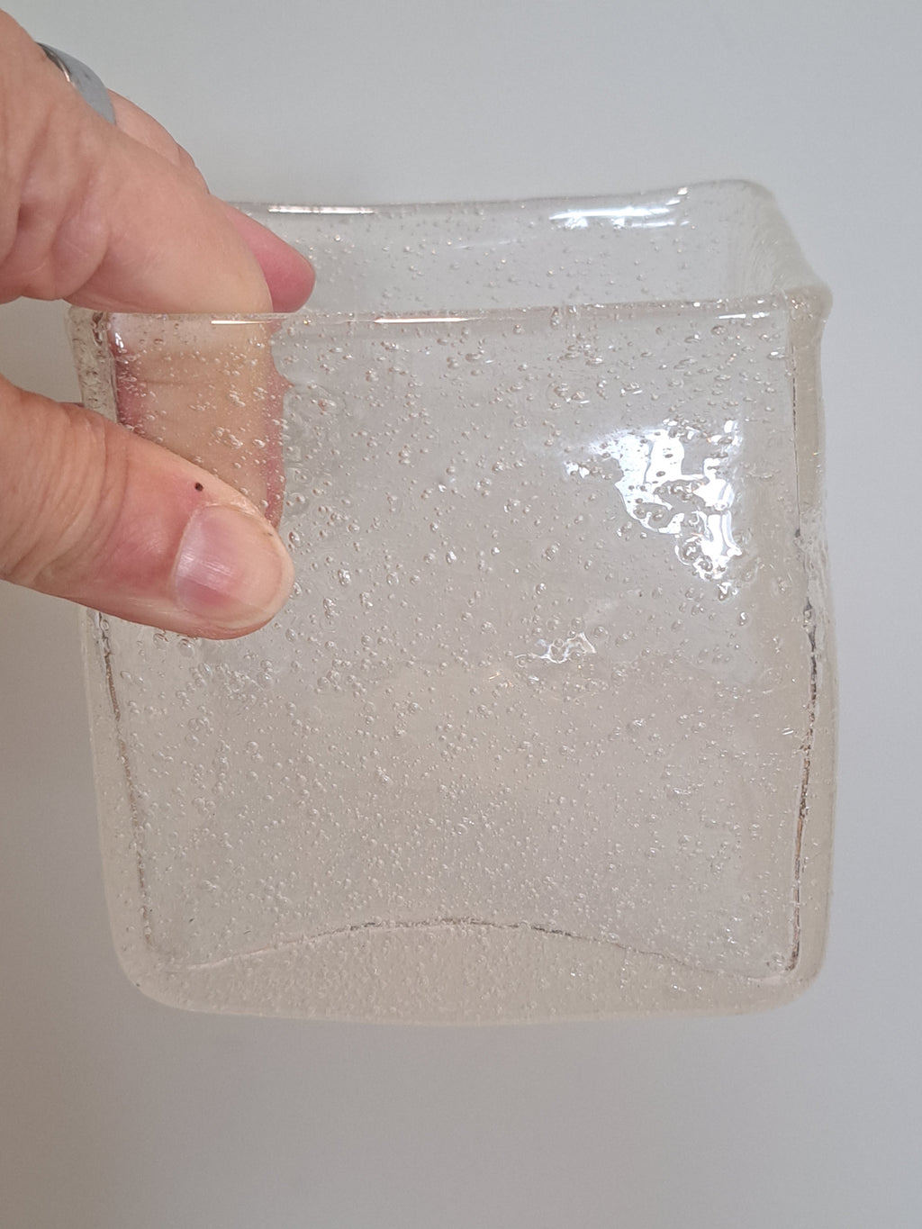 Nuutajärven Lasi Iglu-maljakko, Oiva Toikka